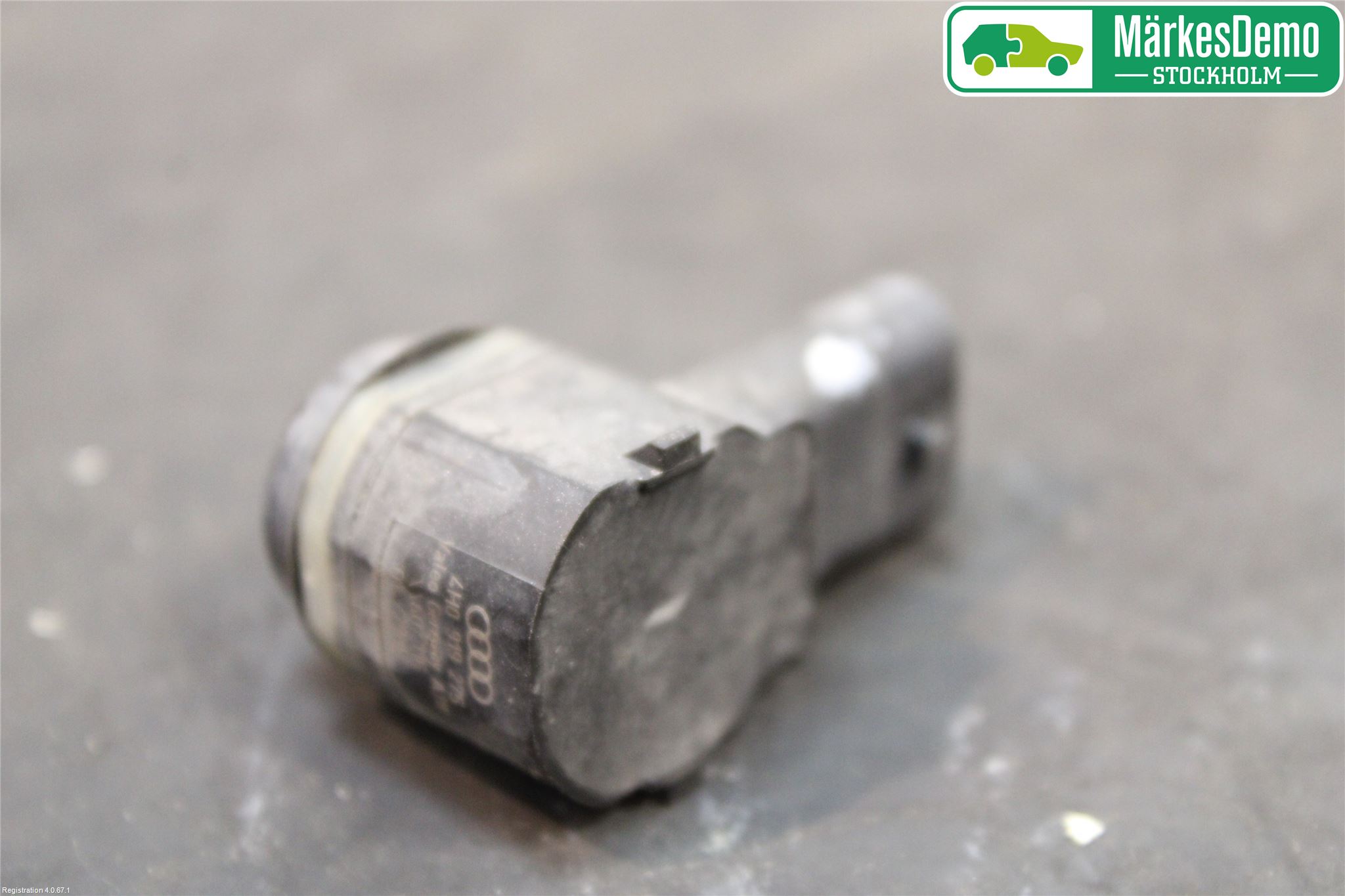 Skoda SUPERB 09-15 Parkeringshjälp Frontsensor