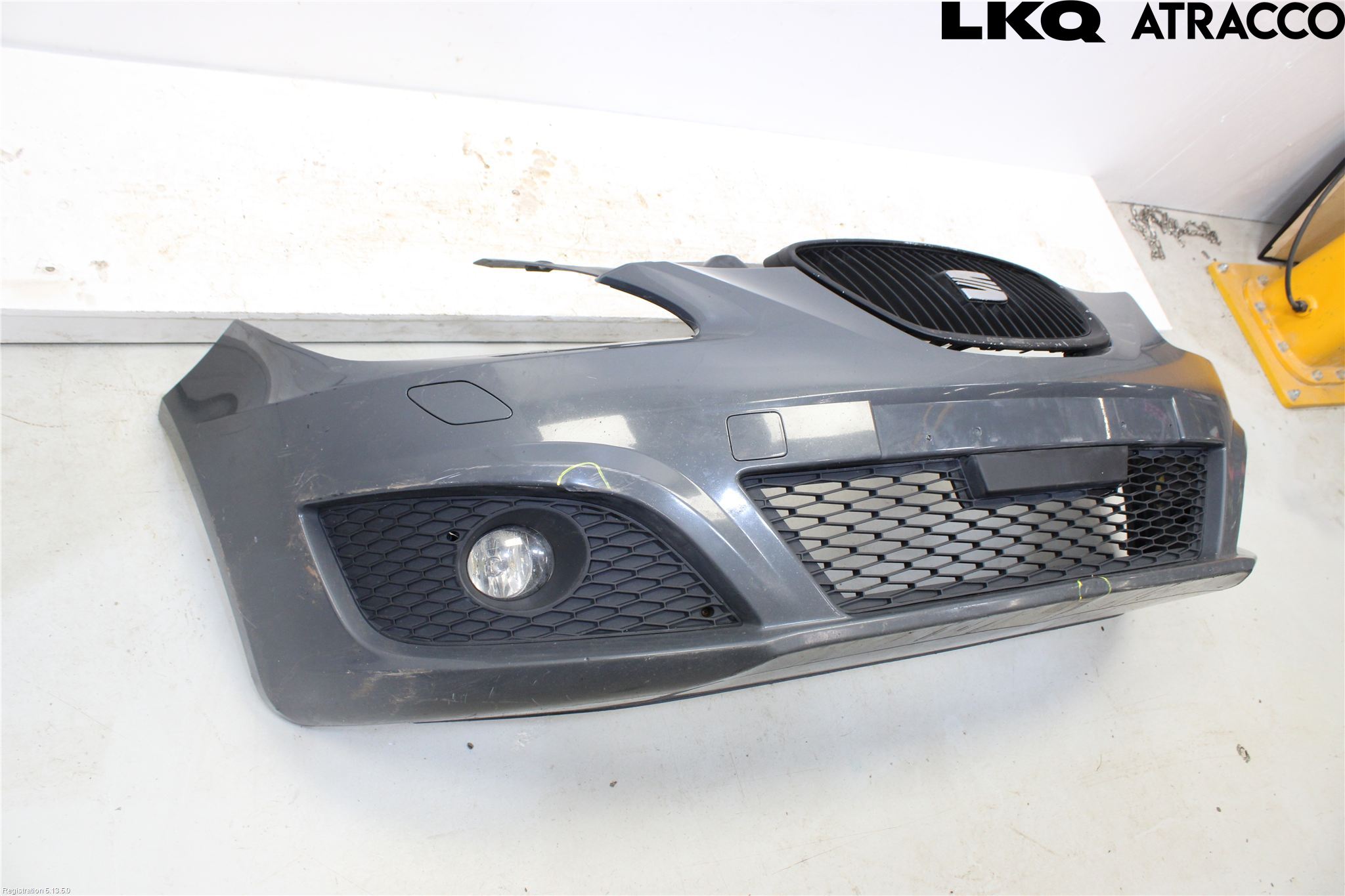 Seat LEON 06-12 Stötfångare Fram