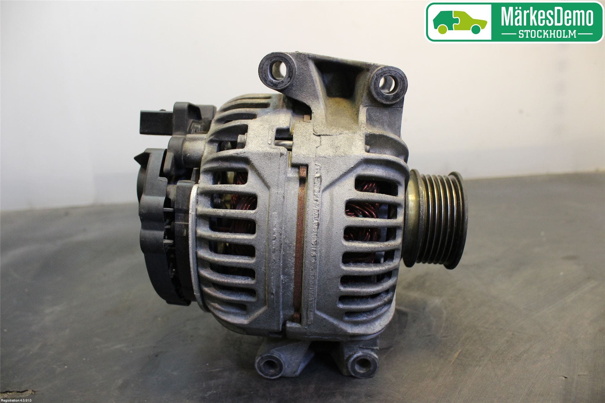 Volkswagen VW GOLF VI 09-13 Generator
