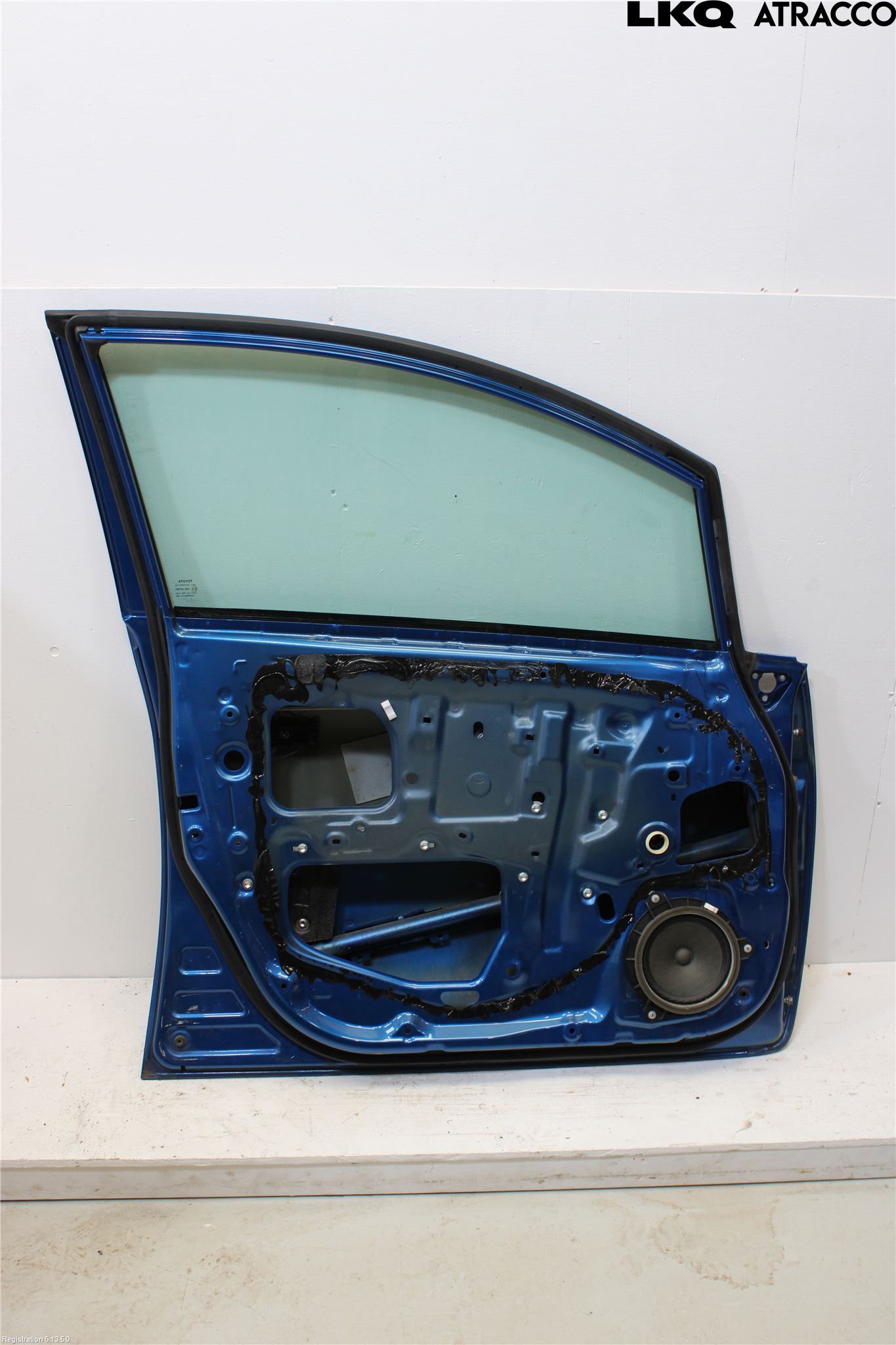 Toyota AURIS 10-12 Dörr Fram Vänster