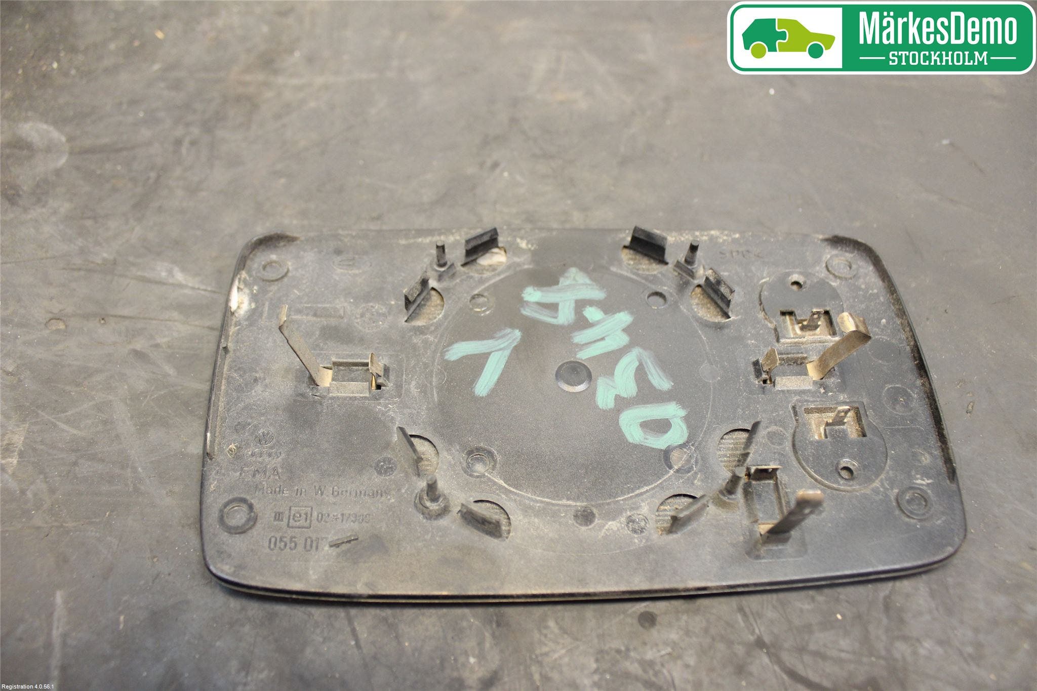 Volkswagen VW VENTO 92-98 Spegelglas Vä