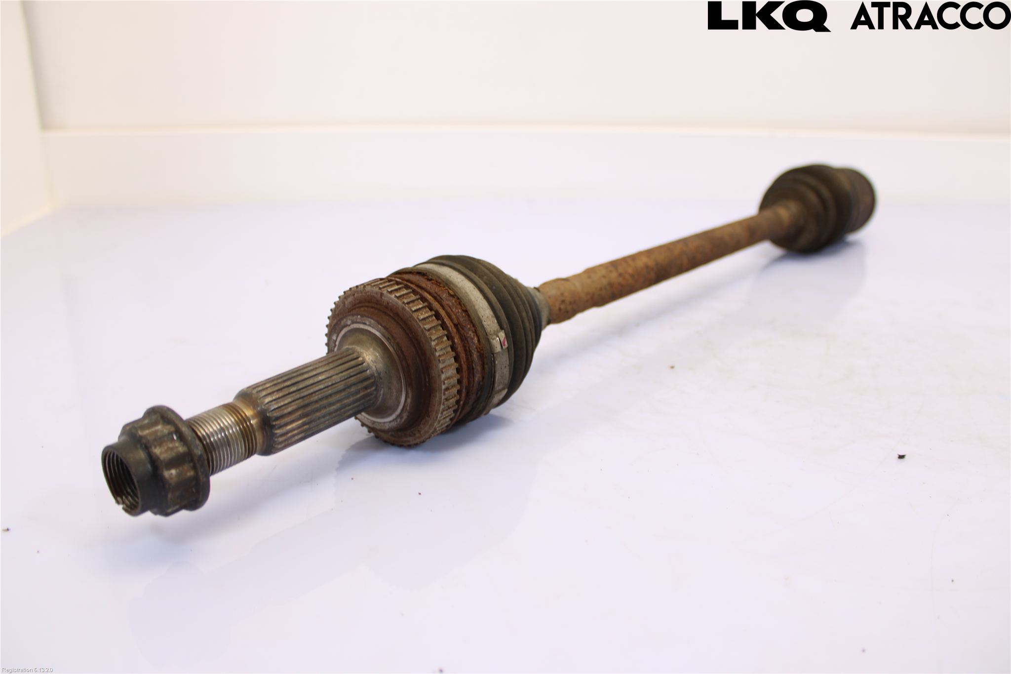 Toyota URBAN CRUISER Drivaxel Bak Vänster
