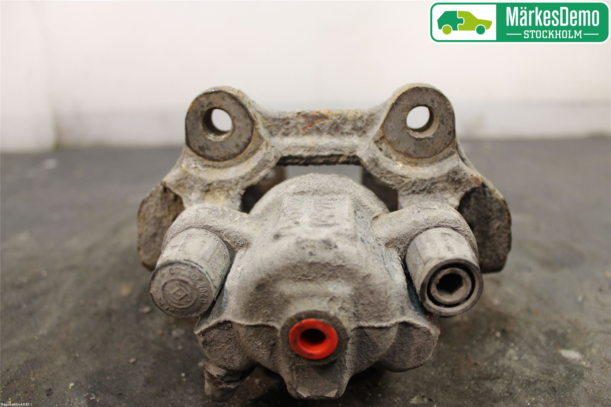 BMW 3 F30/F31/F80 12-19 Bromsok Bak Höger