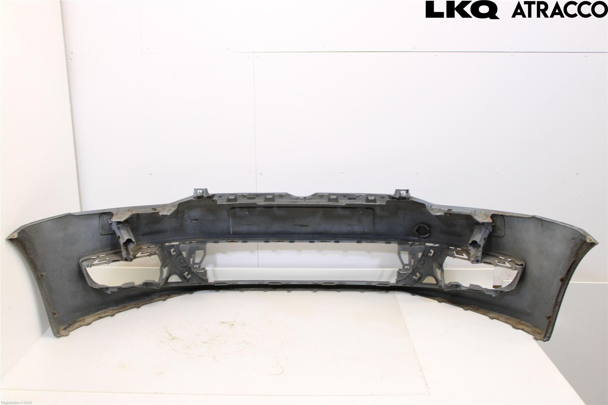Volkswagen VW POLO 10-17 Stötfångarbeklädnad Fram