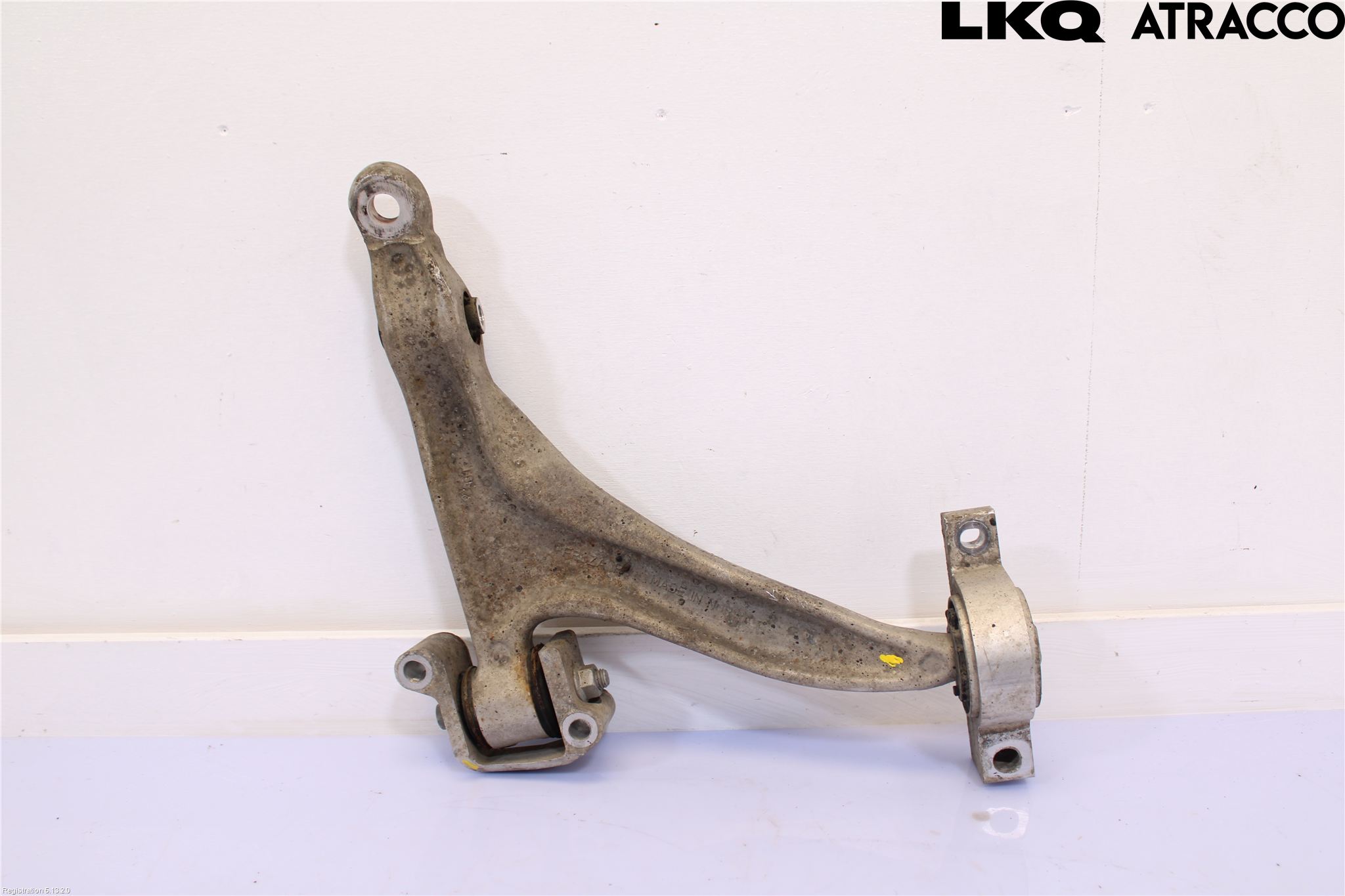Volvo V60 19- Bärarm Fram Undre Hö
