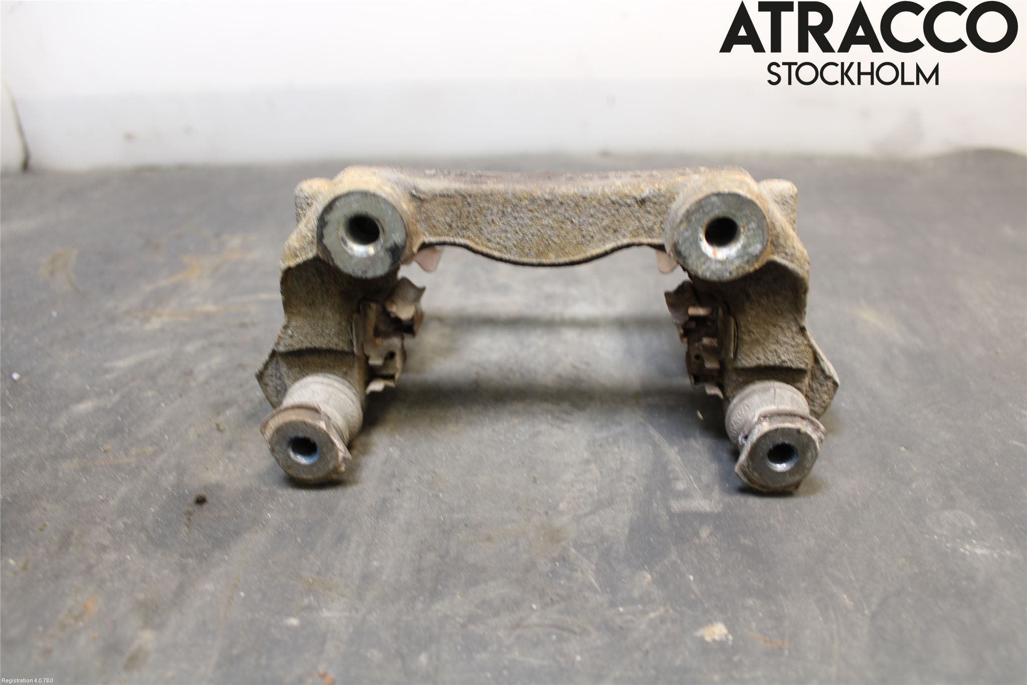 Toyota AURIS 13-19 Bromsokshållare