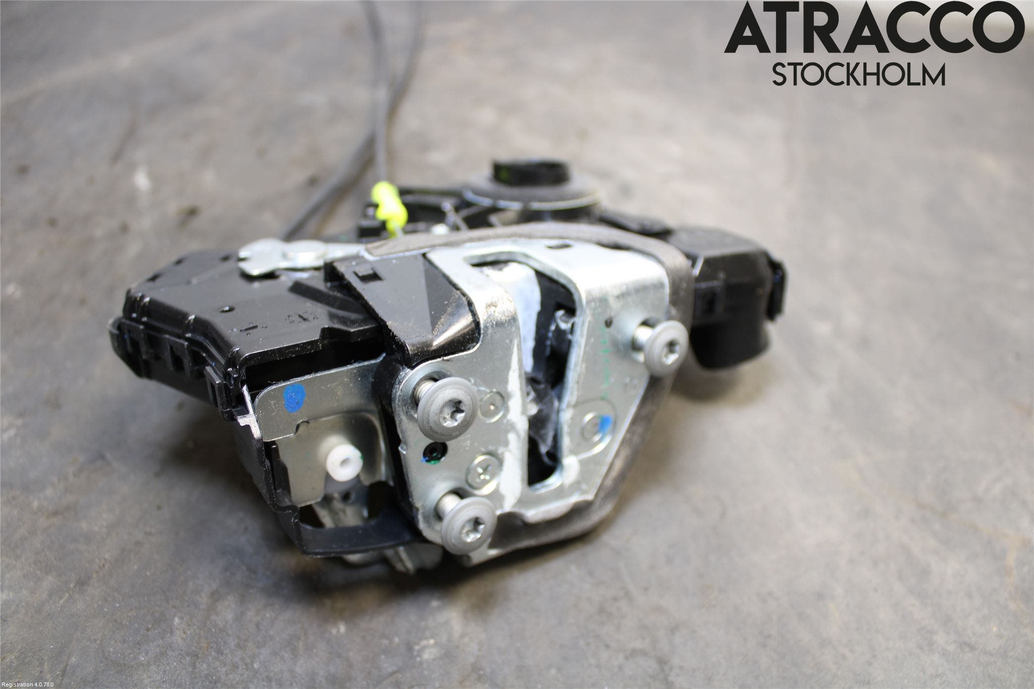 Toyota AURIS 13-19 Låskista-Dörrlås