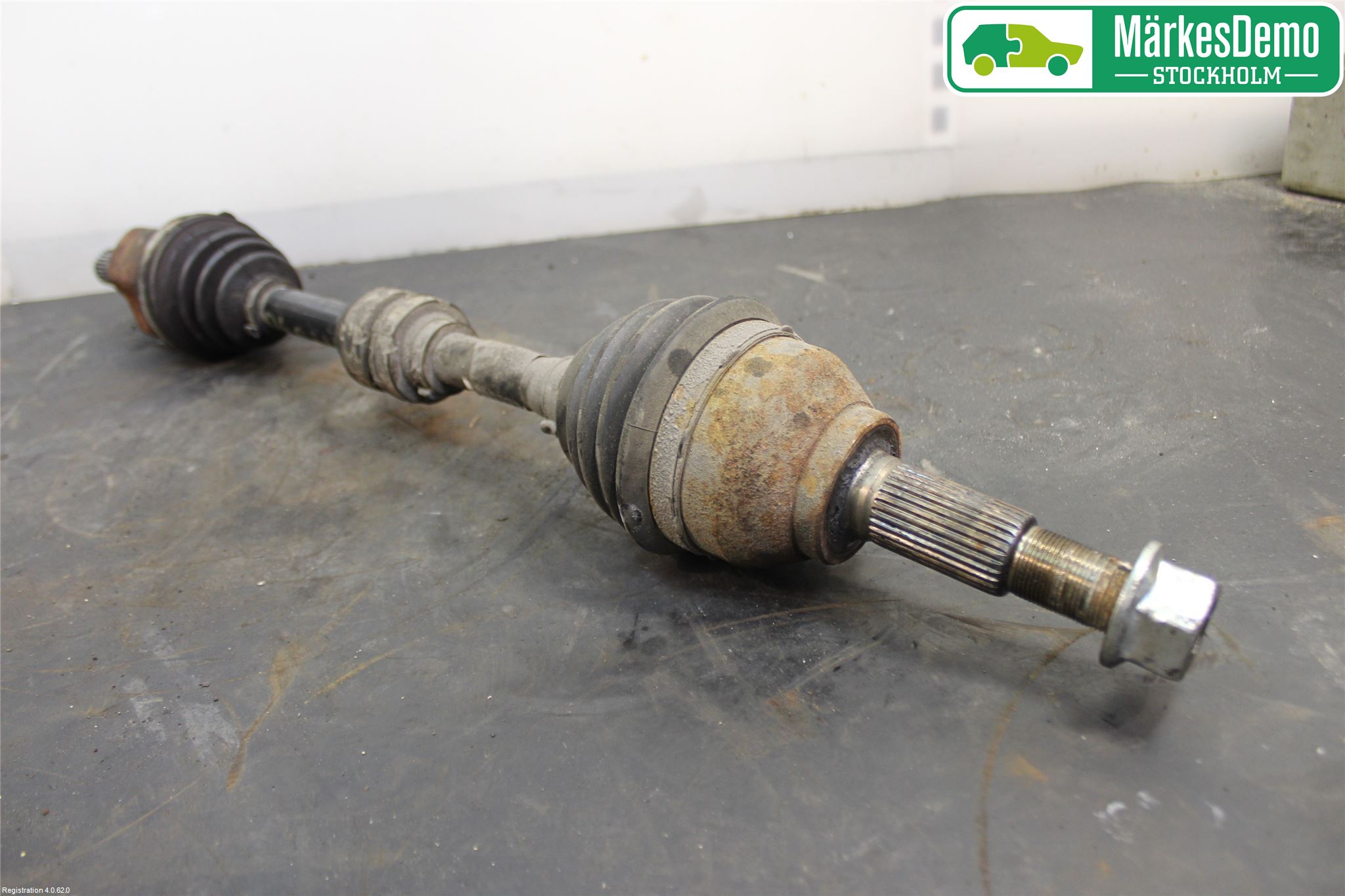 Nissan PULSAR Drivaxel Fram Vänster