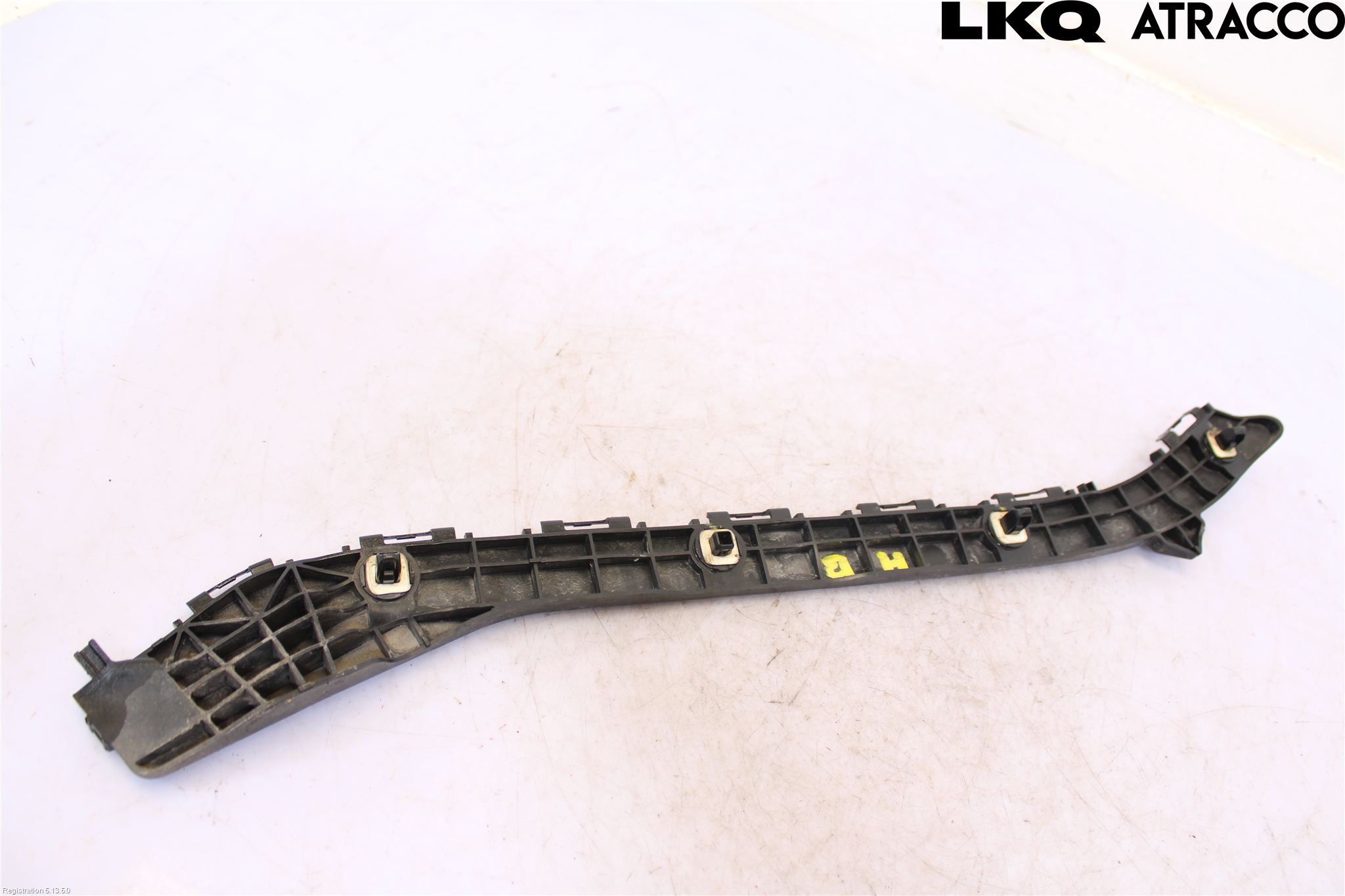 Toyota AURIS 13-19 Stötfångarfäste Bak Hö