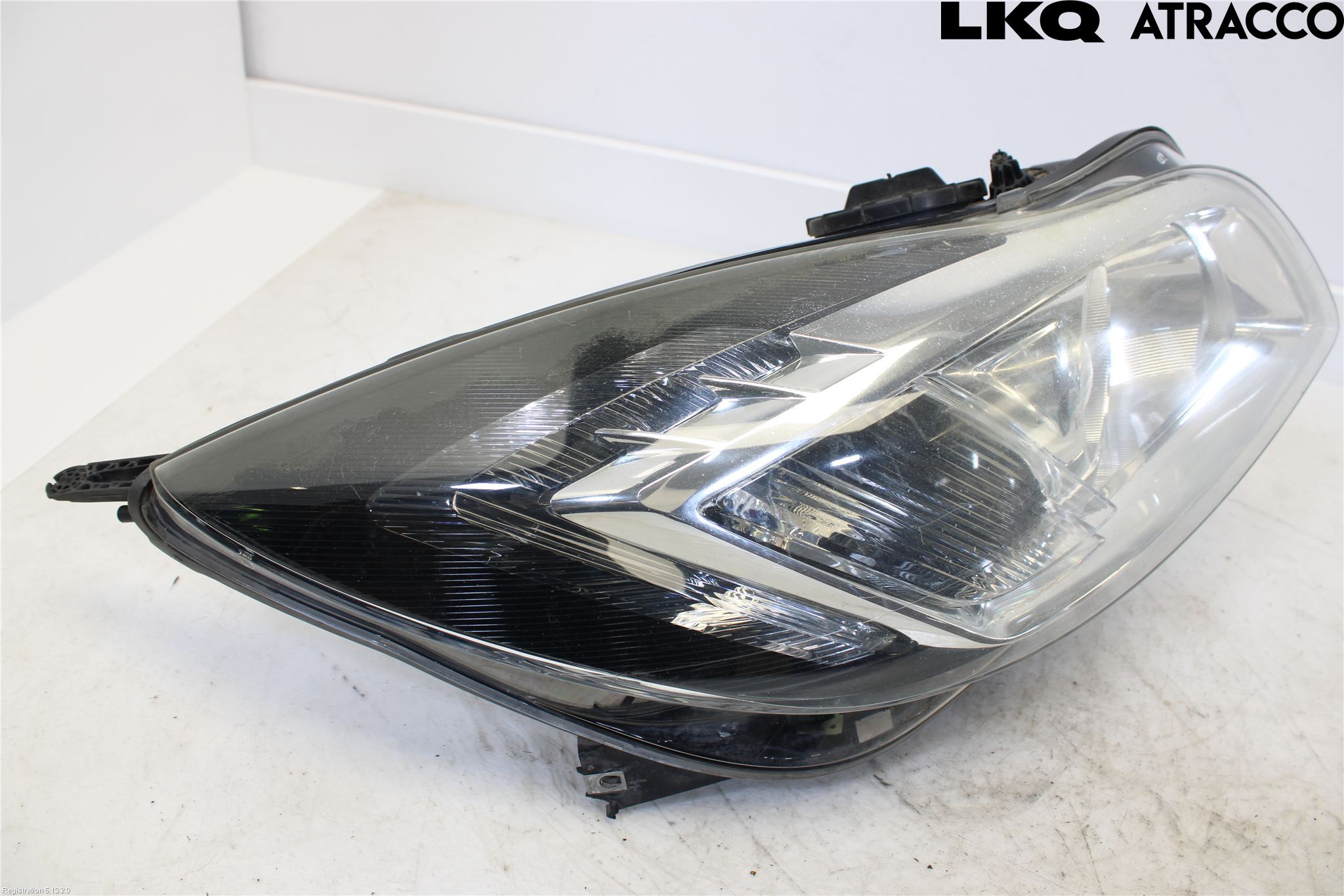 Opel INSIGNIA 09-16 Strålkastare Höger