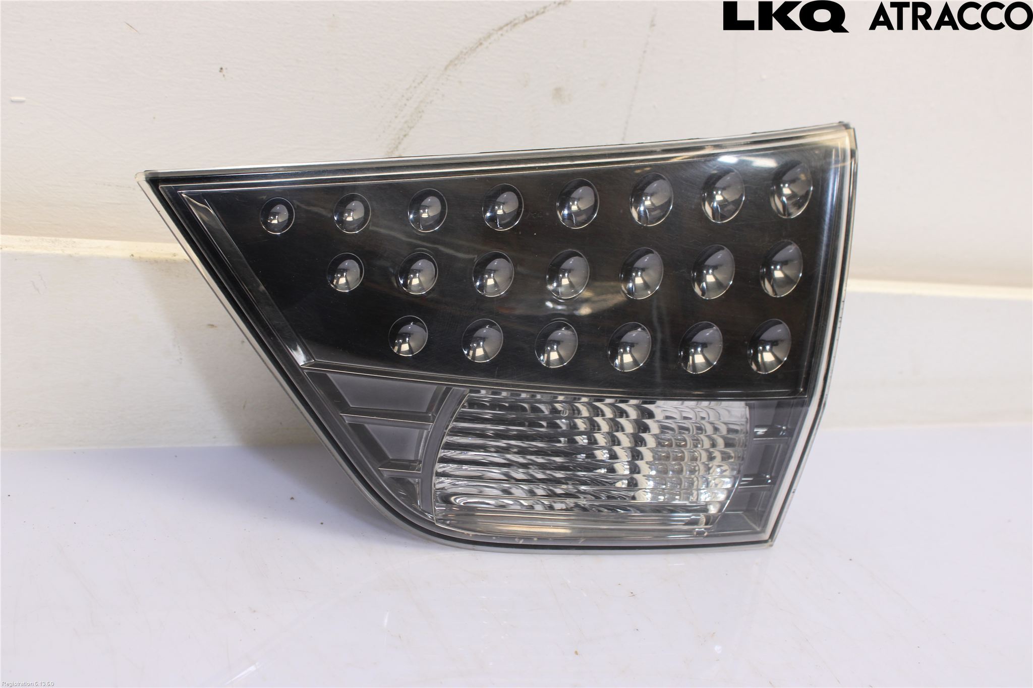 Mitsubishi OUTLANDER 07-12 Bakljus Lucka Hö