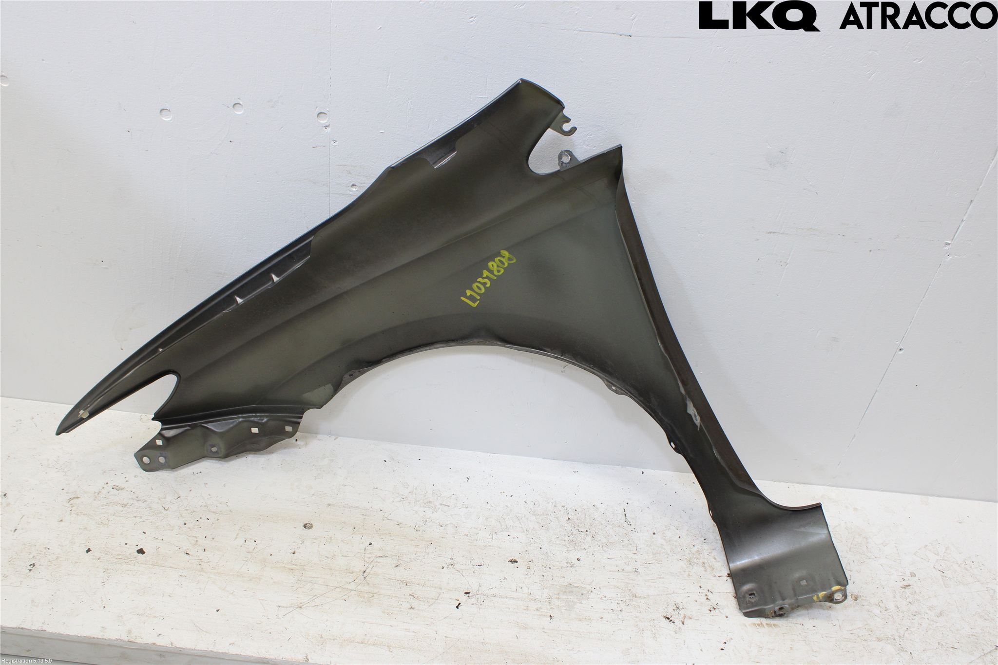 Toyota AURIS 13-19 Skärm Fram Höger