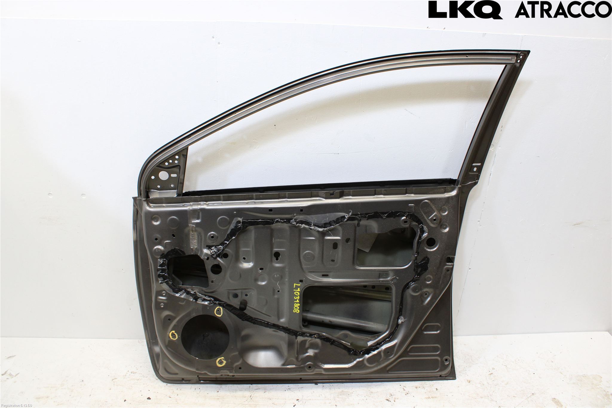 Toyota AURIS 13-19 Dörr Fram Höger