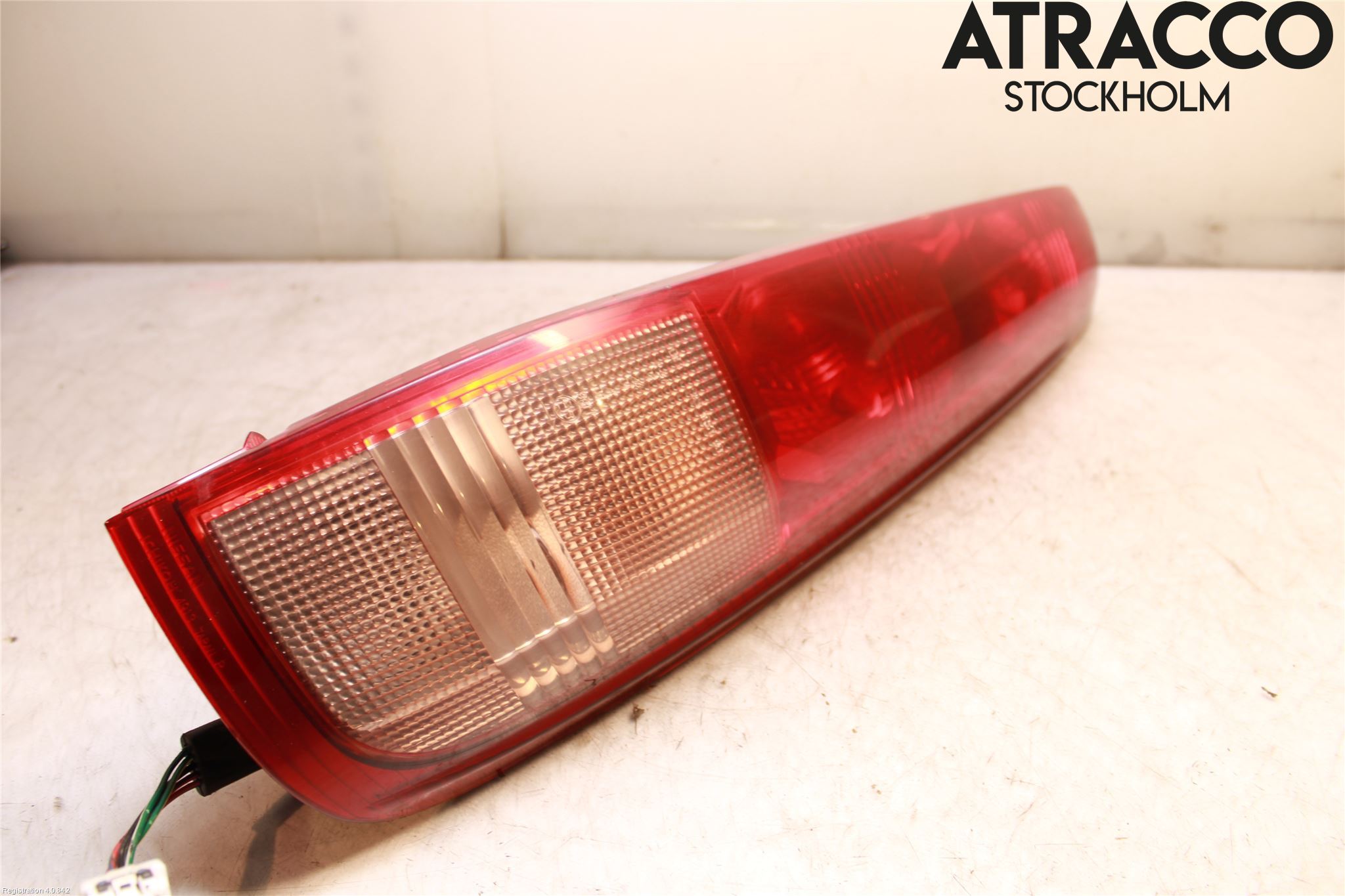 Nissan X-TRAIL     01-07 Bakljus Höger