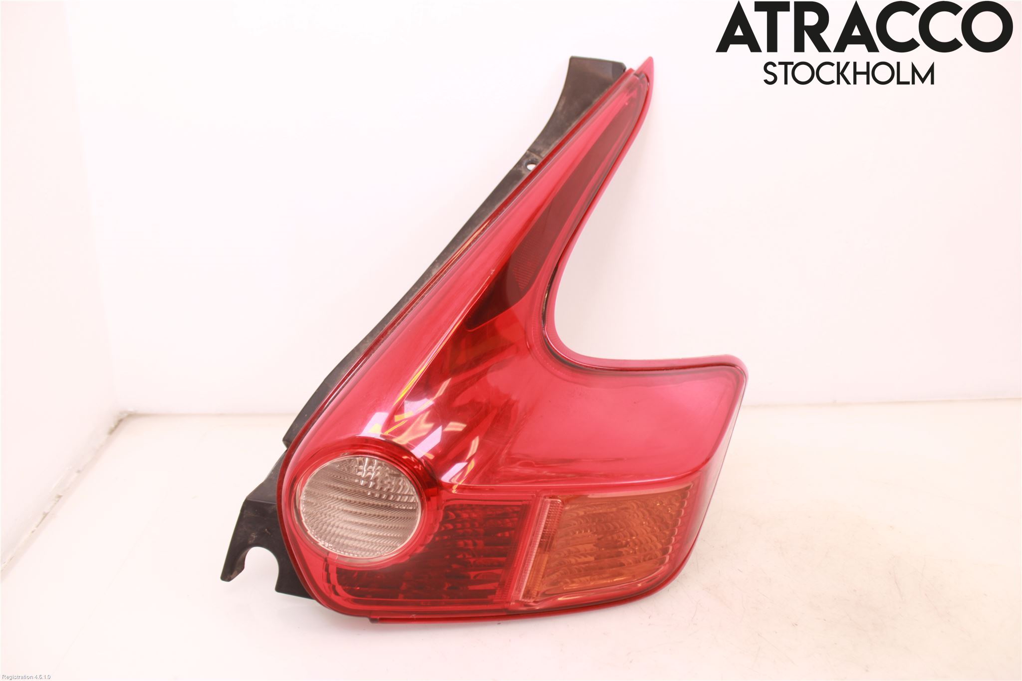 Nissan JUKE 10-14 Bakljus Höger