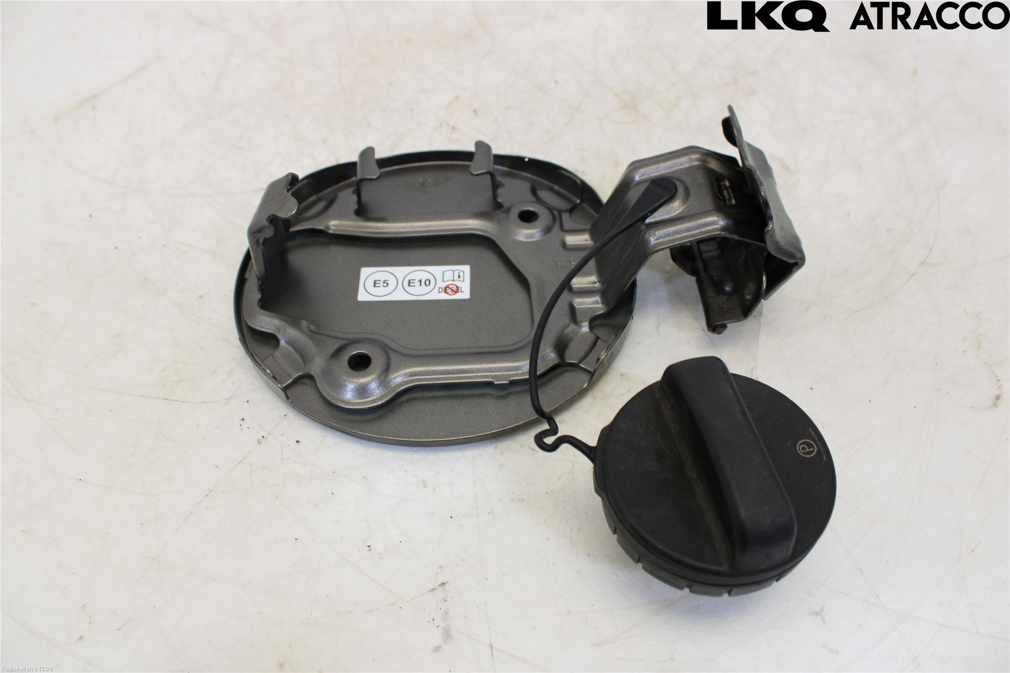Toyota AURIS 13-19 Tanklucka