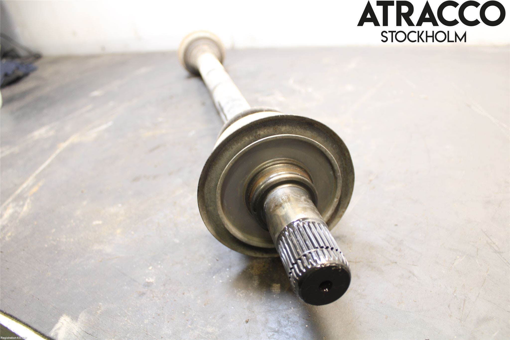 BMW X5 F15 13-18 Drivaxel Bak Höger