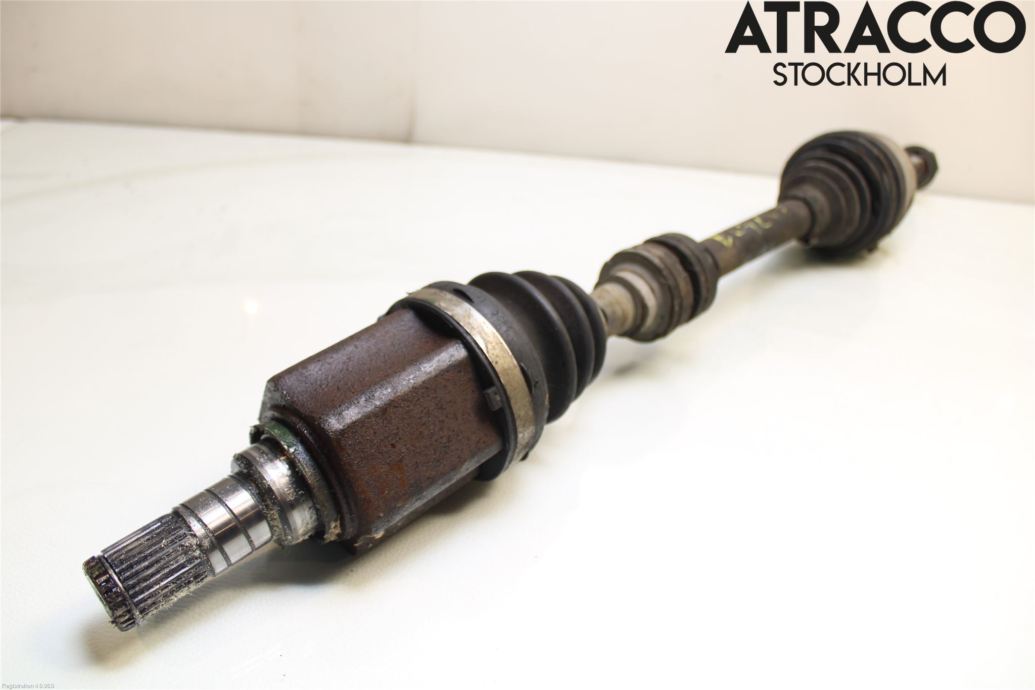 Nissan JUKE 10-14 Drivaxel Fram Vänster