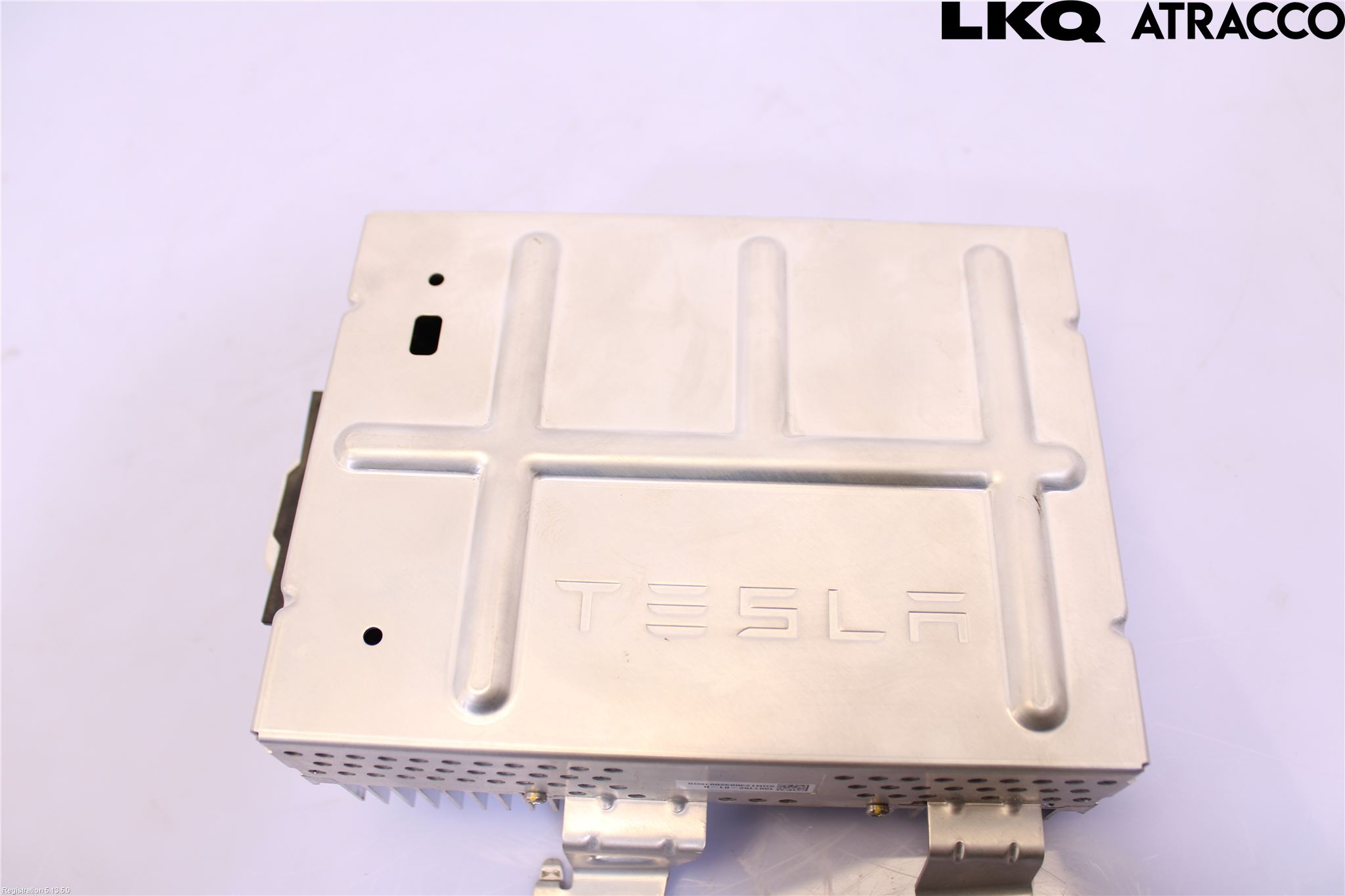 Tesla MODEL Y 21- Radio-Stereo Förstärkare