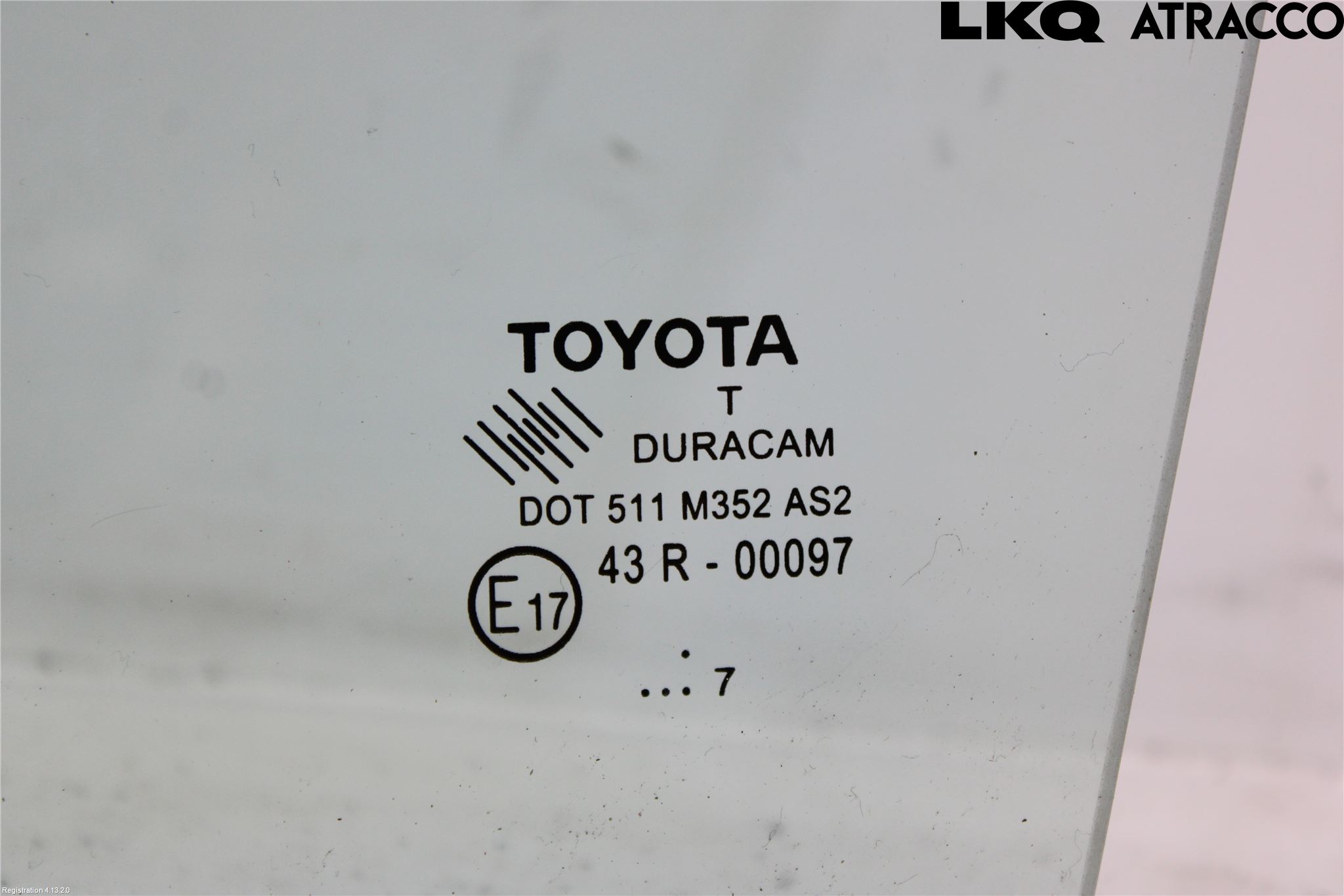 Toyota YARIS XP130 15-20 Dörruta Fram Lilla Vä