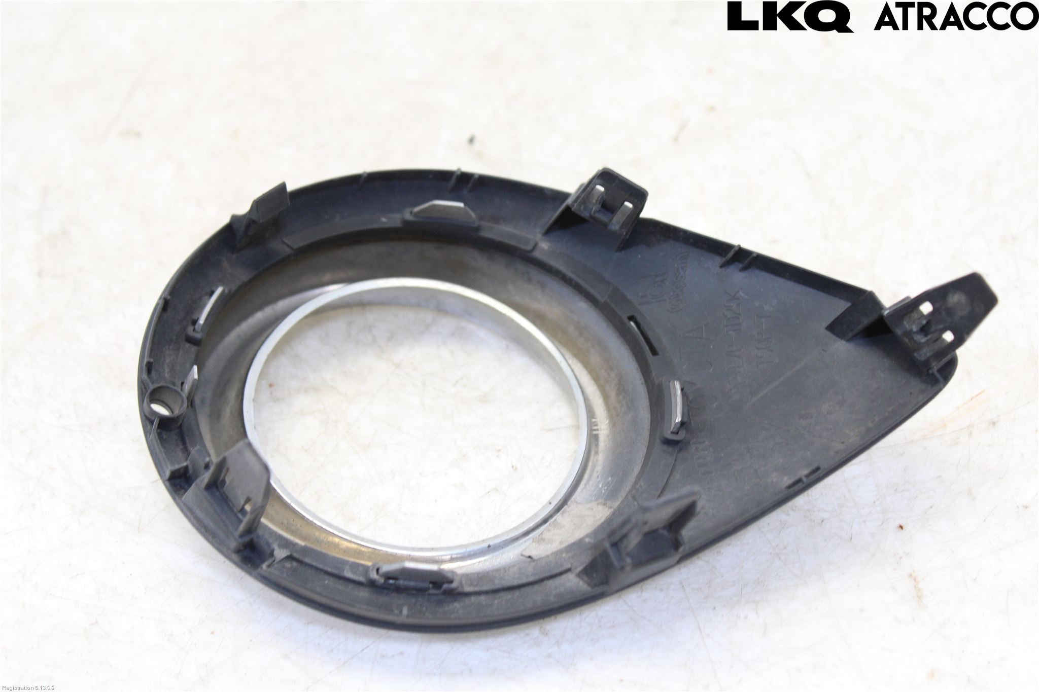 Toyota VERSO 09-18 Dimljussarg Fram
