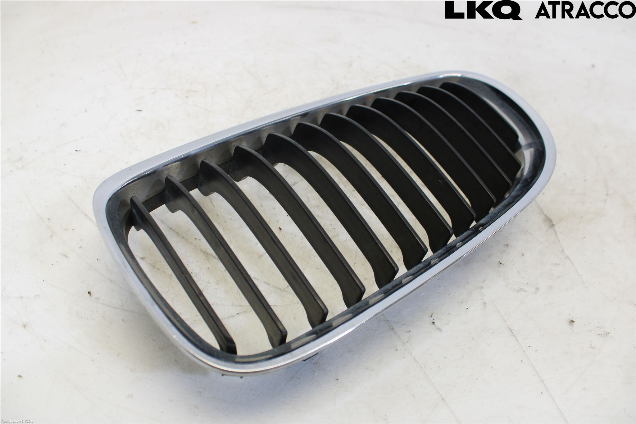 BMW 3 E90/91 SED/TOU 05-12 Grilldel Vänster