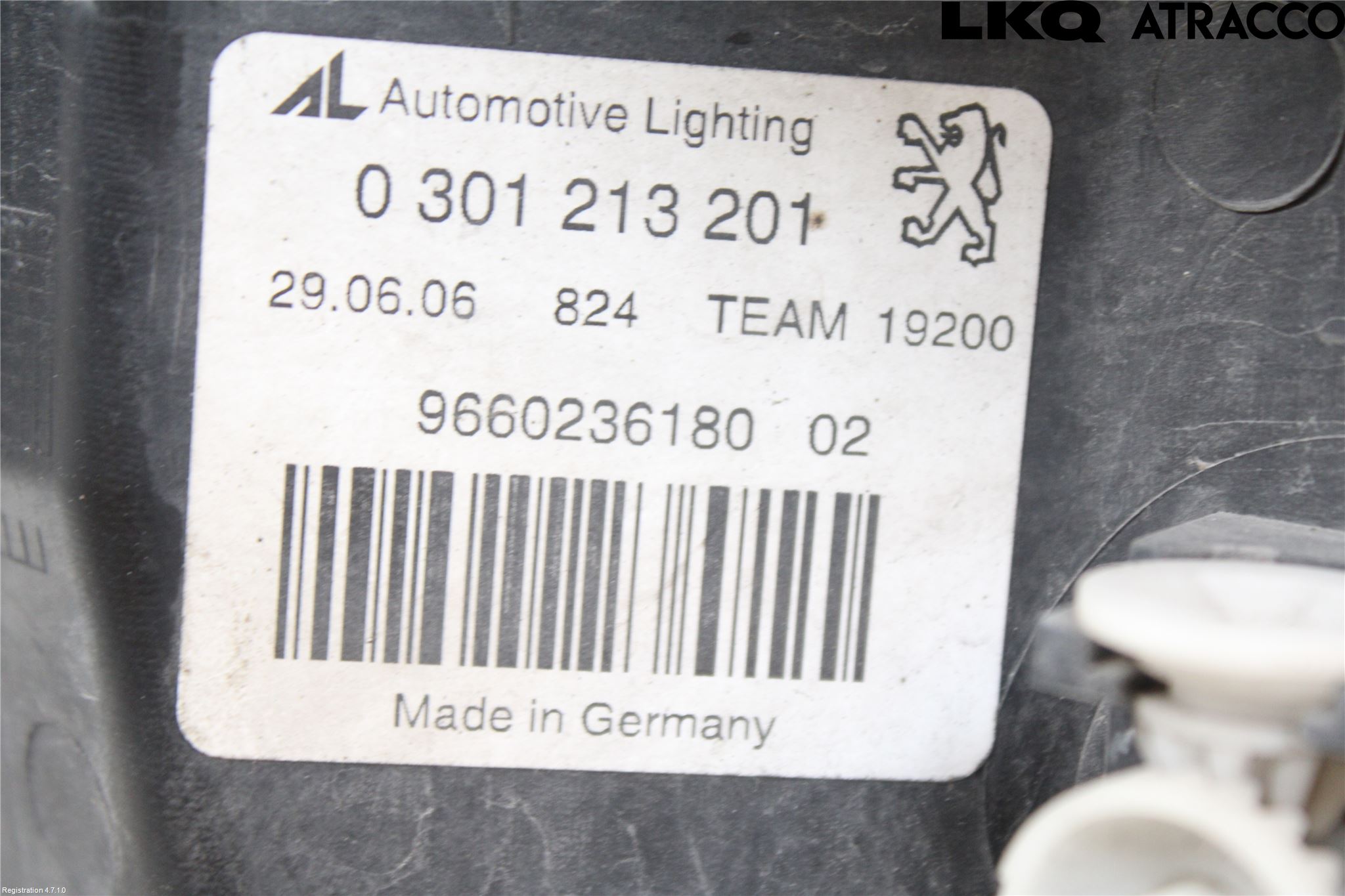 Peugeot 407 Strålkastare Vänster