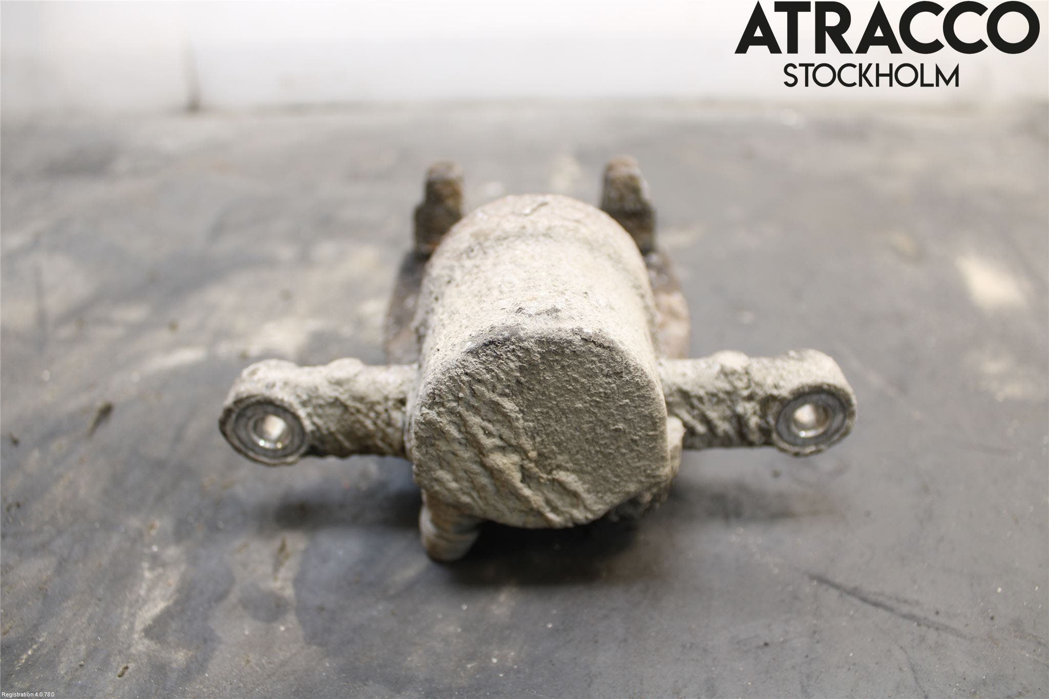 Toyota AVENSIS 03-06 Bromsok Bak Höger