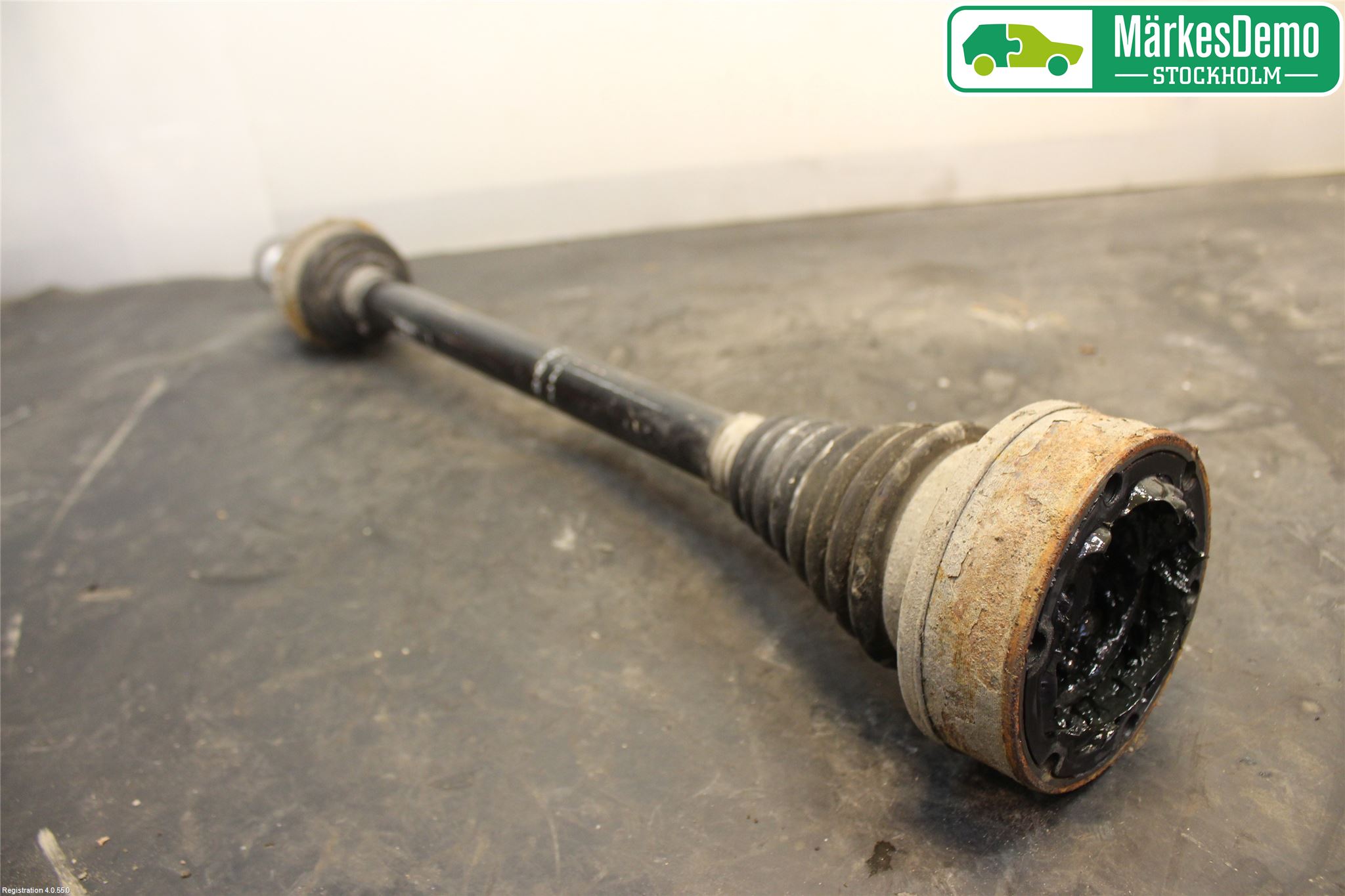 Audi Q3 8U 12-18 Drivaxel Bak Vänster