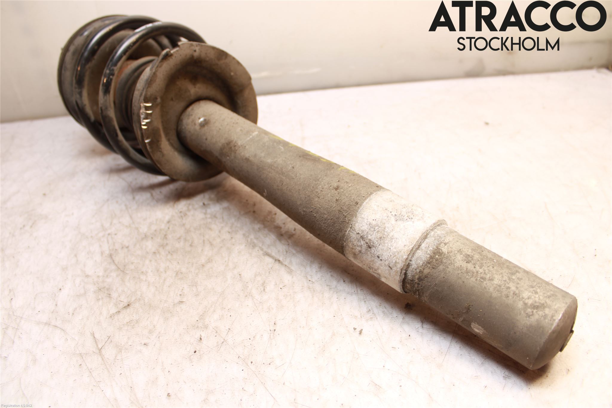 BMW 6 E63/64    02-10 Fjäderben Fram Höger