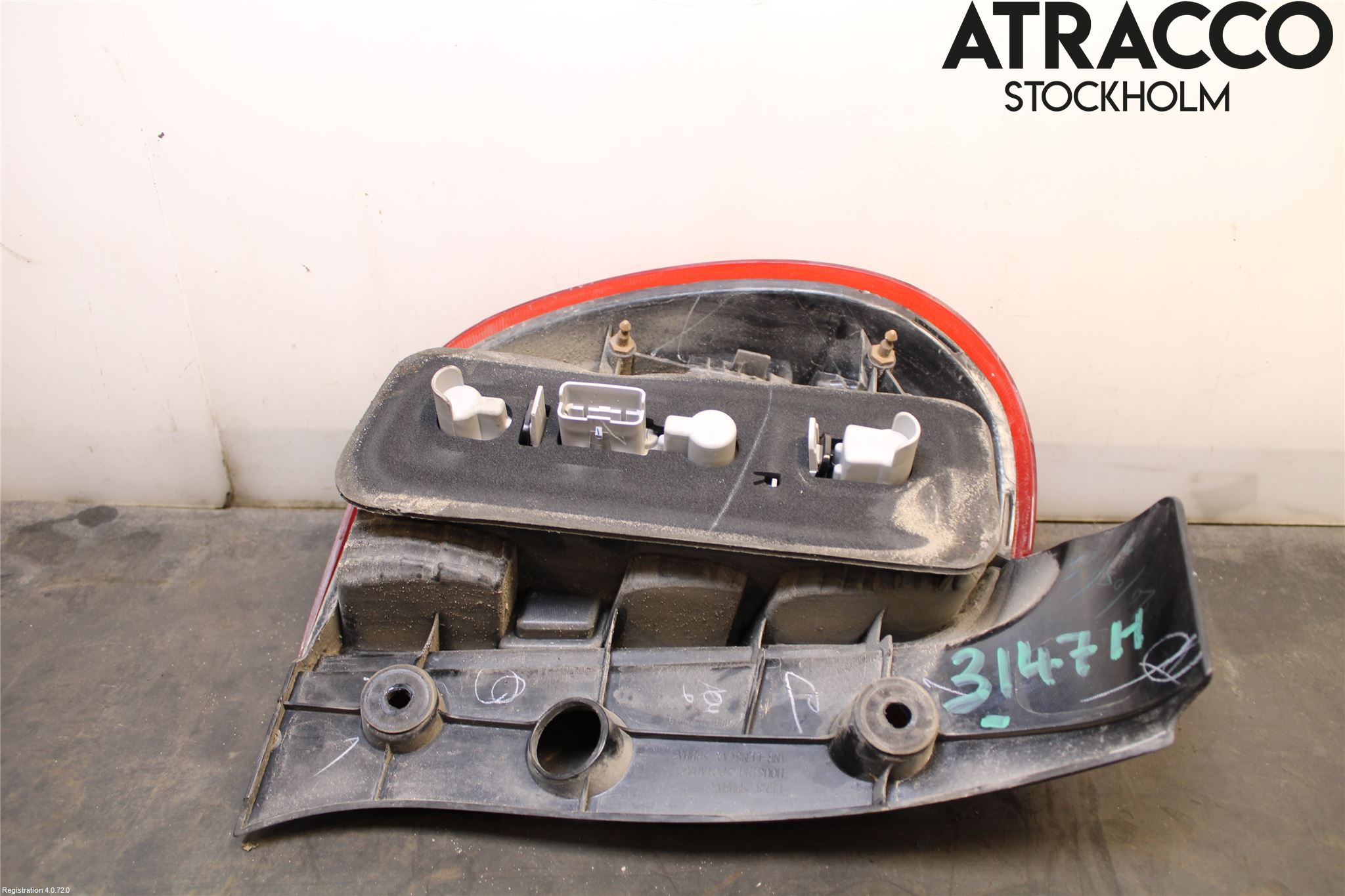 Nissan MICRA 11-16 Bakljus Höger