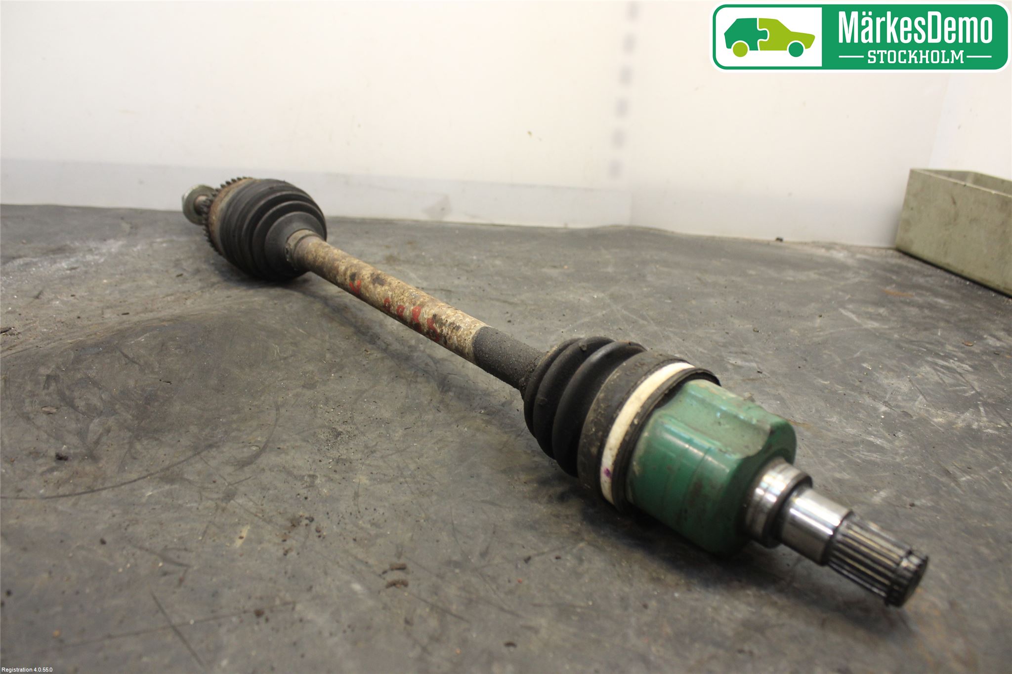 Suzuki SWIFT 05-10 Drivaxel Fram Vänster