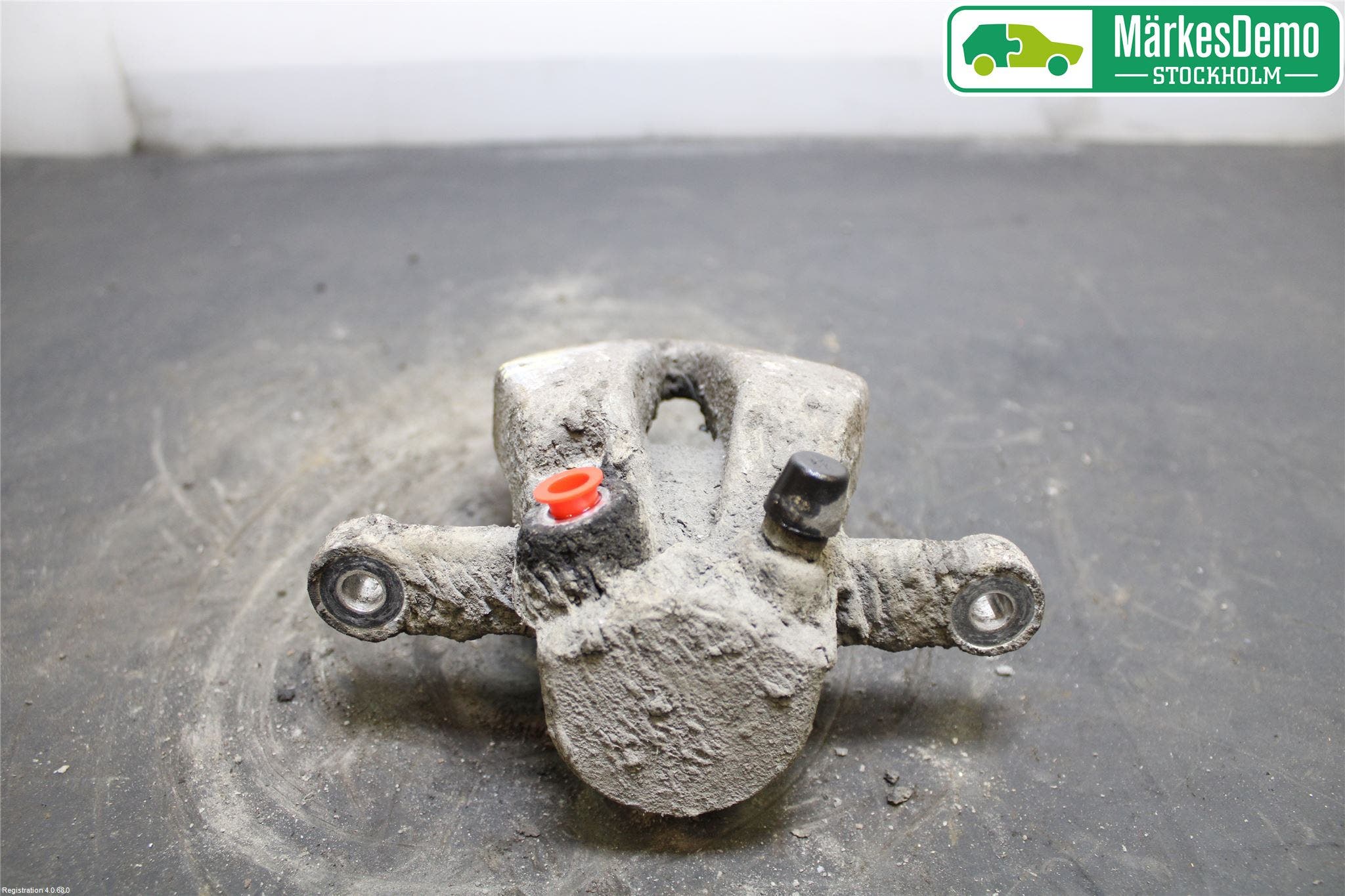 Toyota AVENSIS 03-06 Bromsok Bak Höger