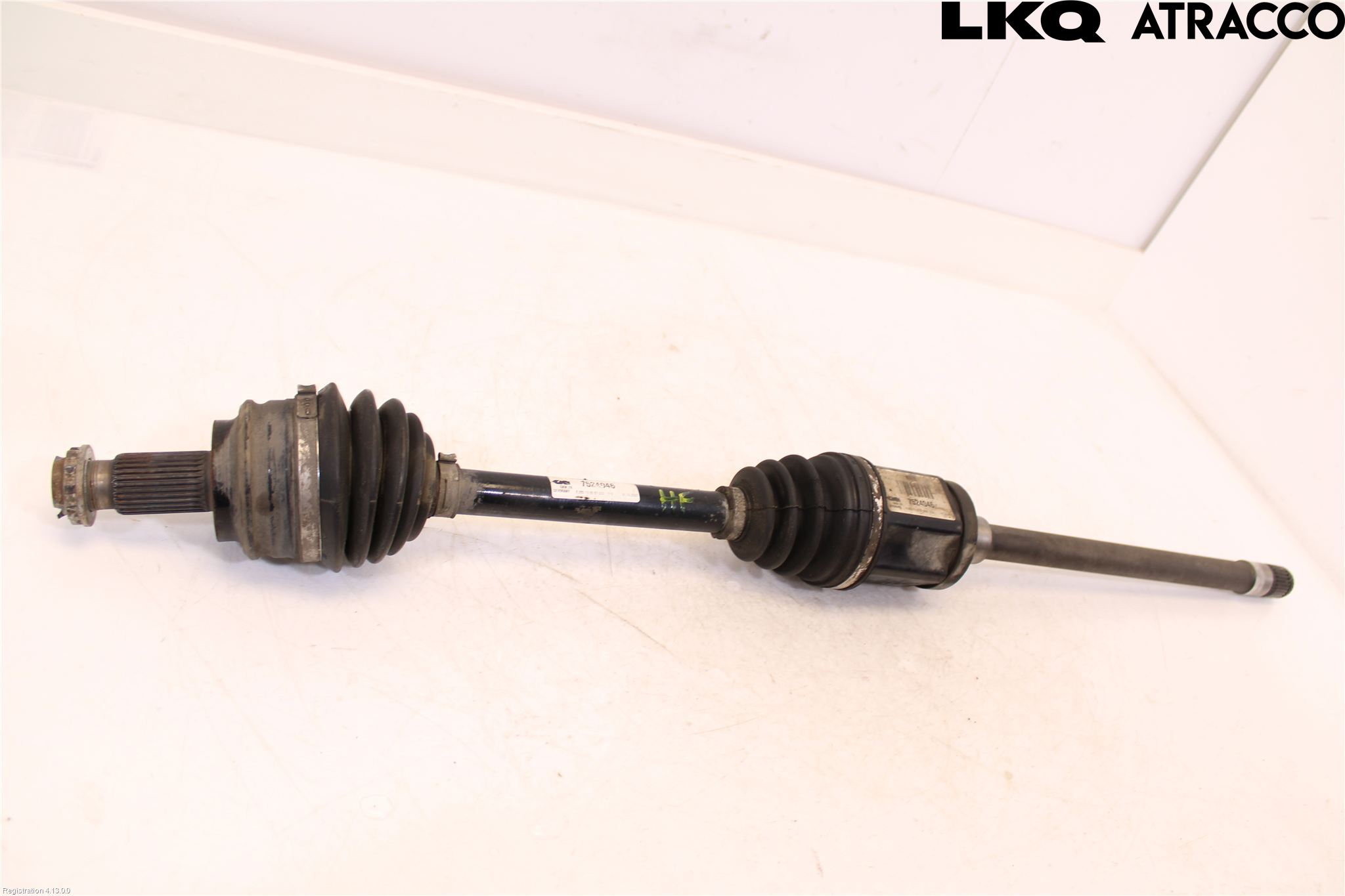BMW X3 E83     03-10 Drivaxel Fram Höger