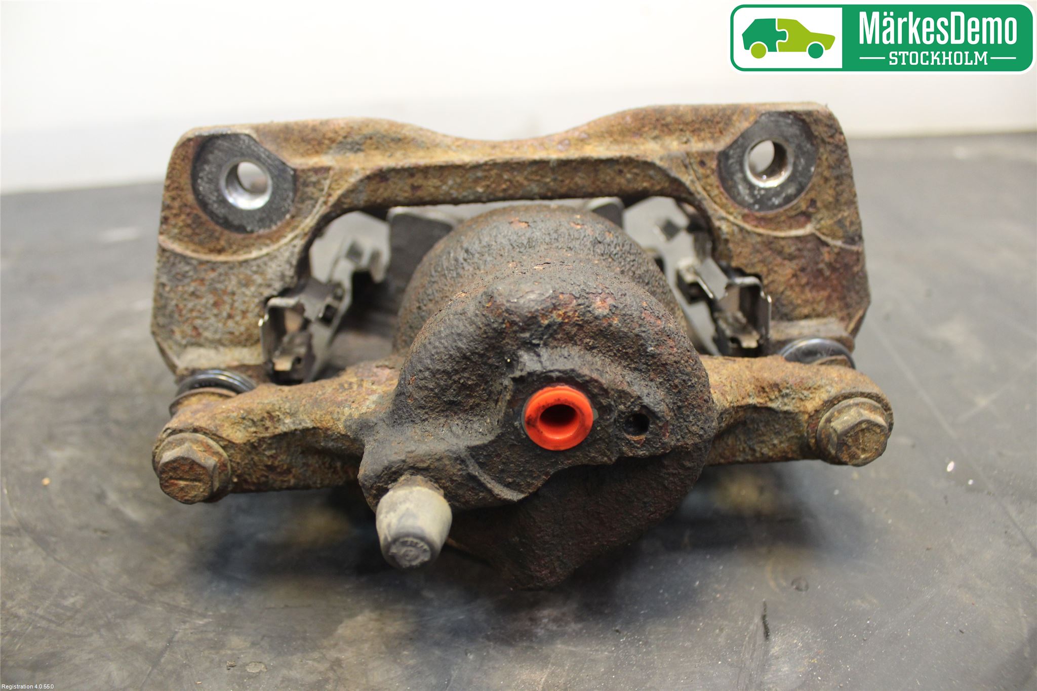 Toyota AURIS 10-12 Bromsok Fram Höger