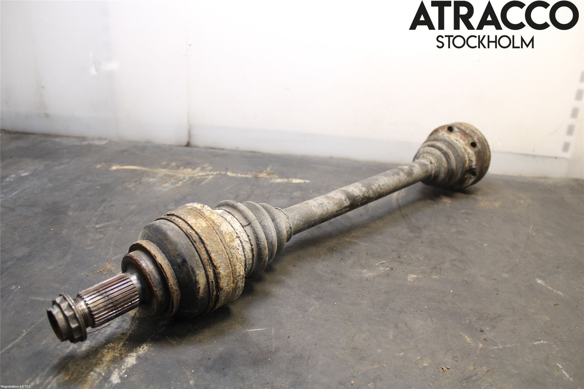 BMW X5 E53     99-06 Drivaxel Bak Höger