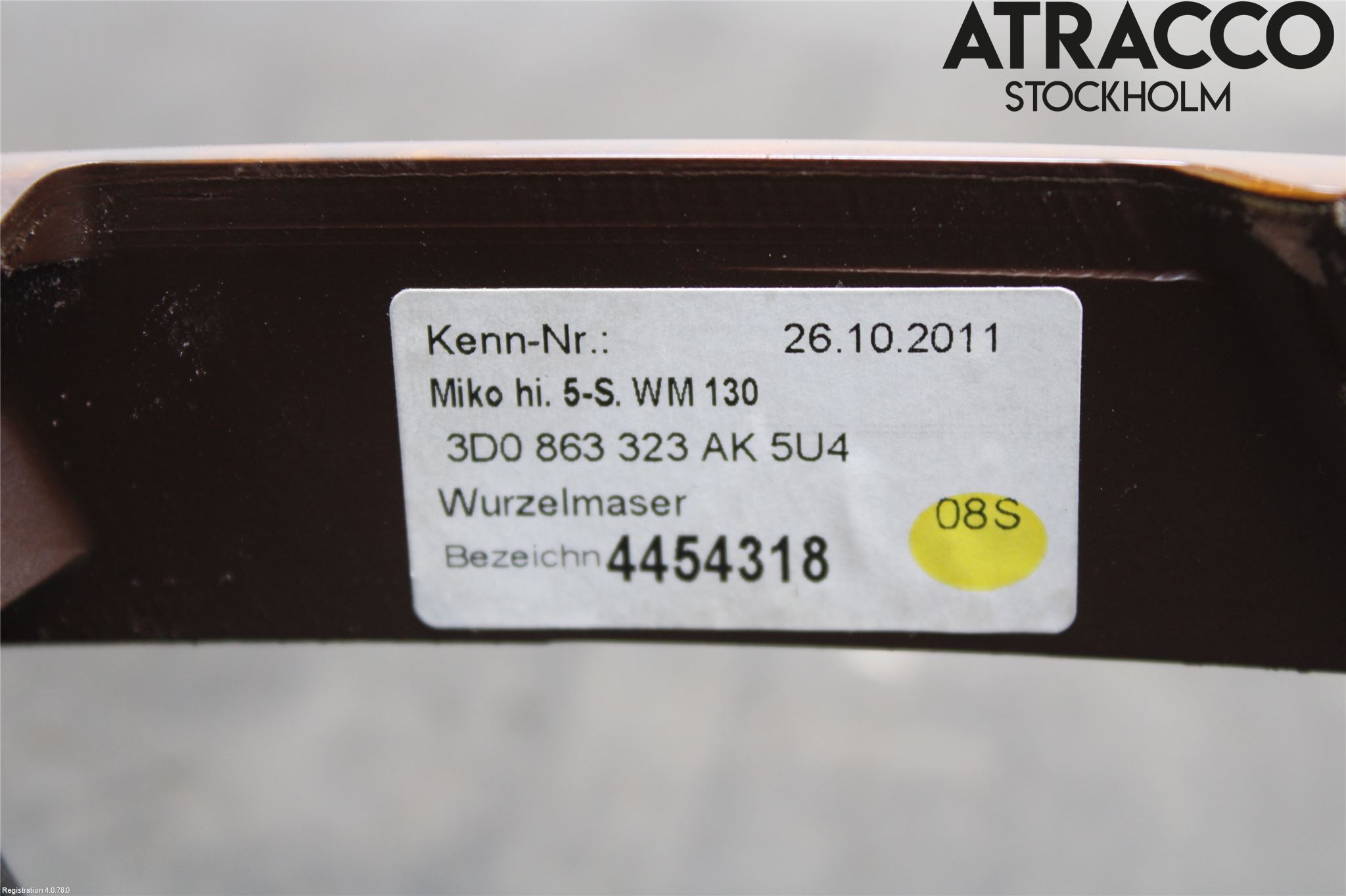 Volkswagen VW PHAETON Instrumentkonsoll Golv