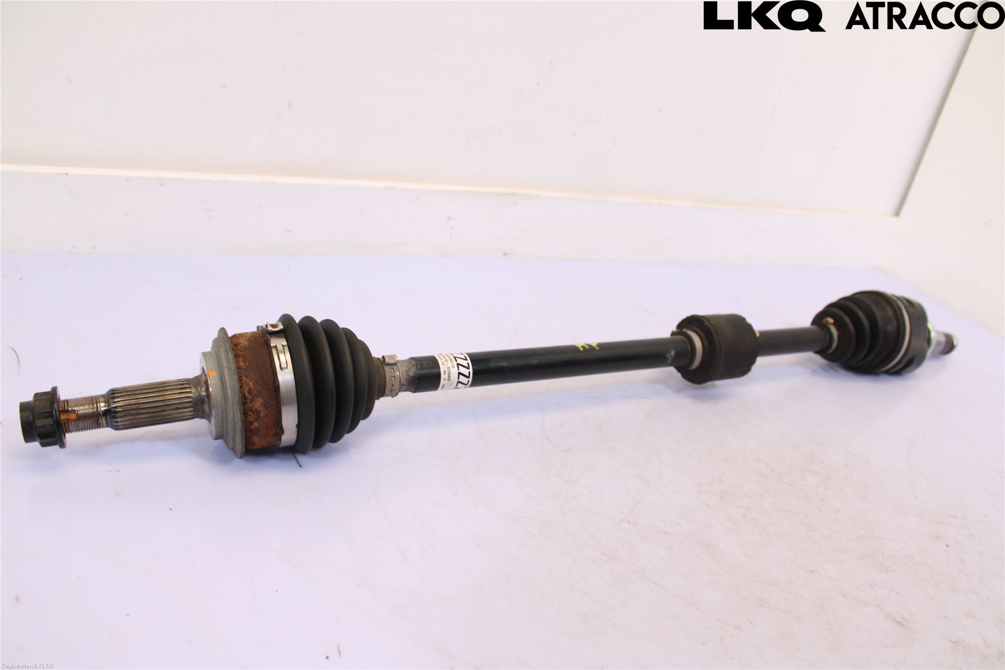 Toyota YARIS XP130 15-20 Drivaxel Fram Höger