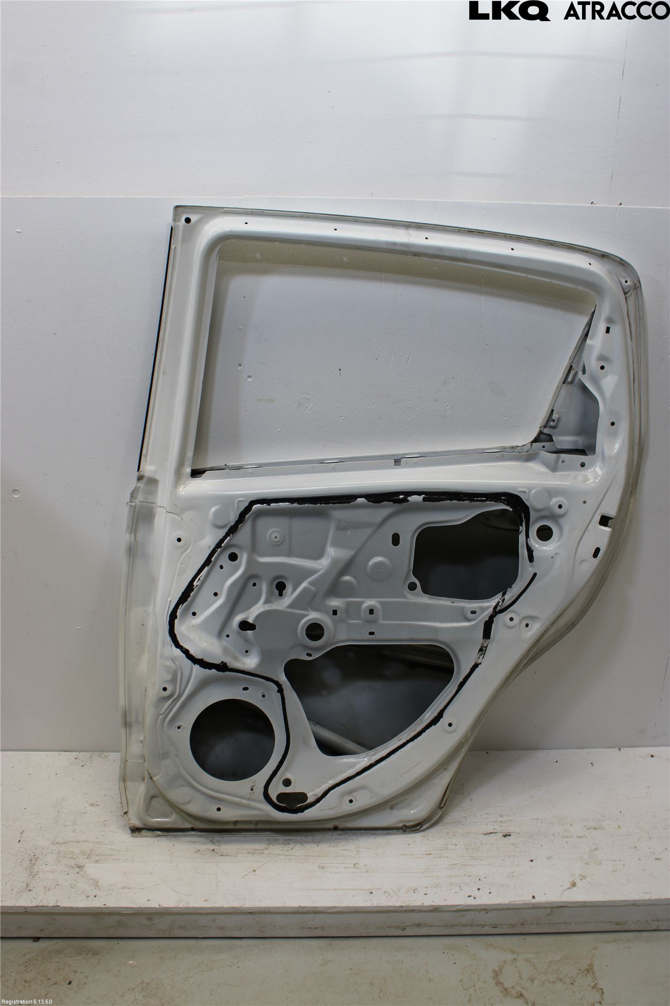 Toyota YARIS XP130 12-14 Dörr Bak Höger
