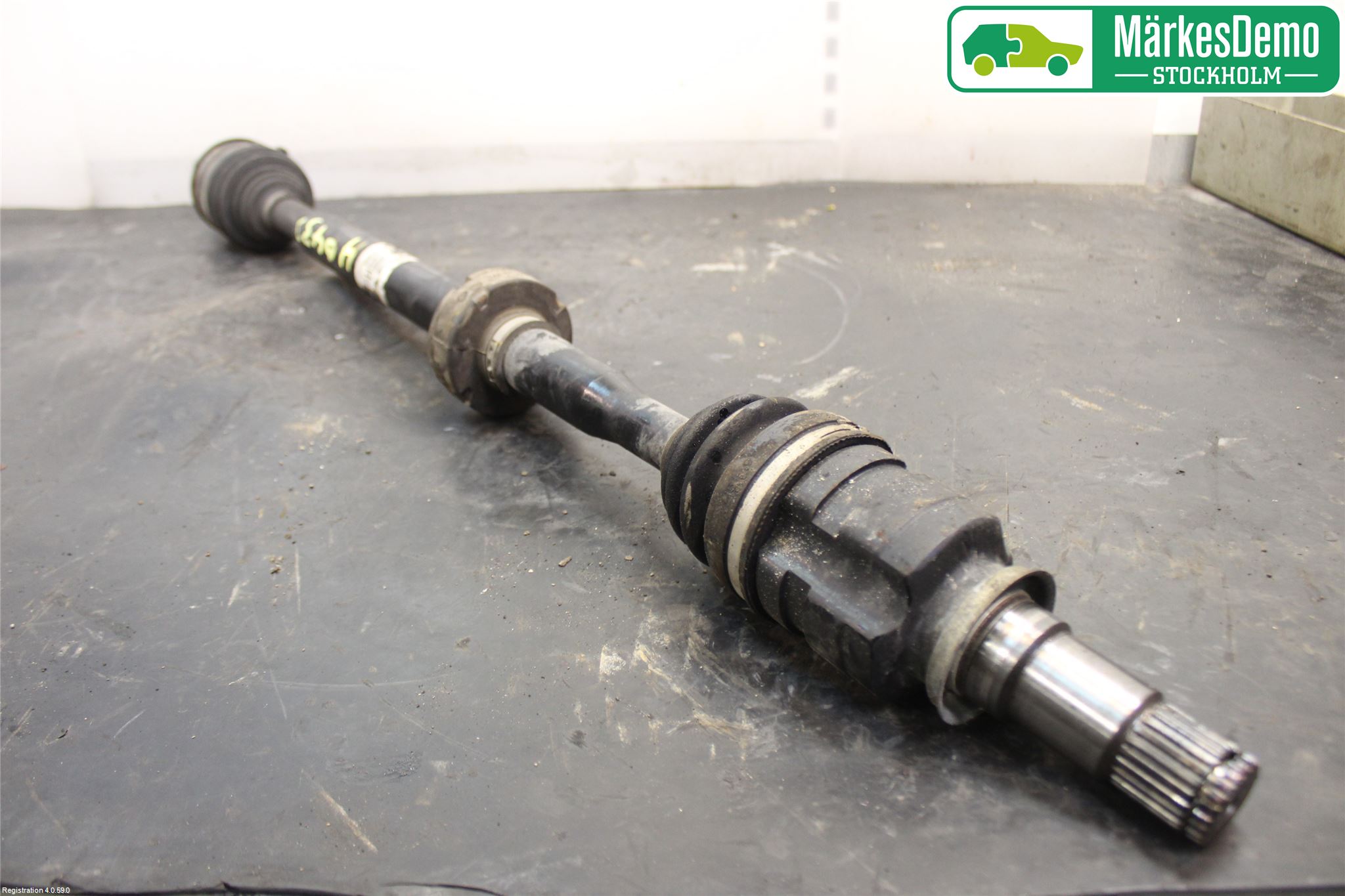 Toyota AURIS 13-19 Drivaxel Fram Höger