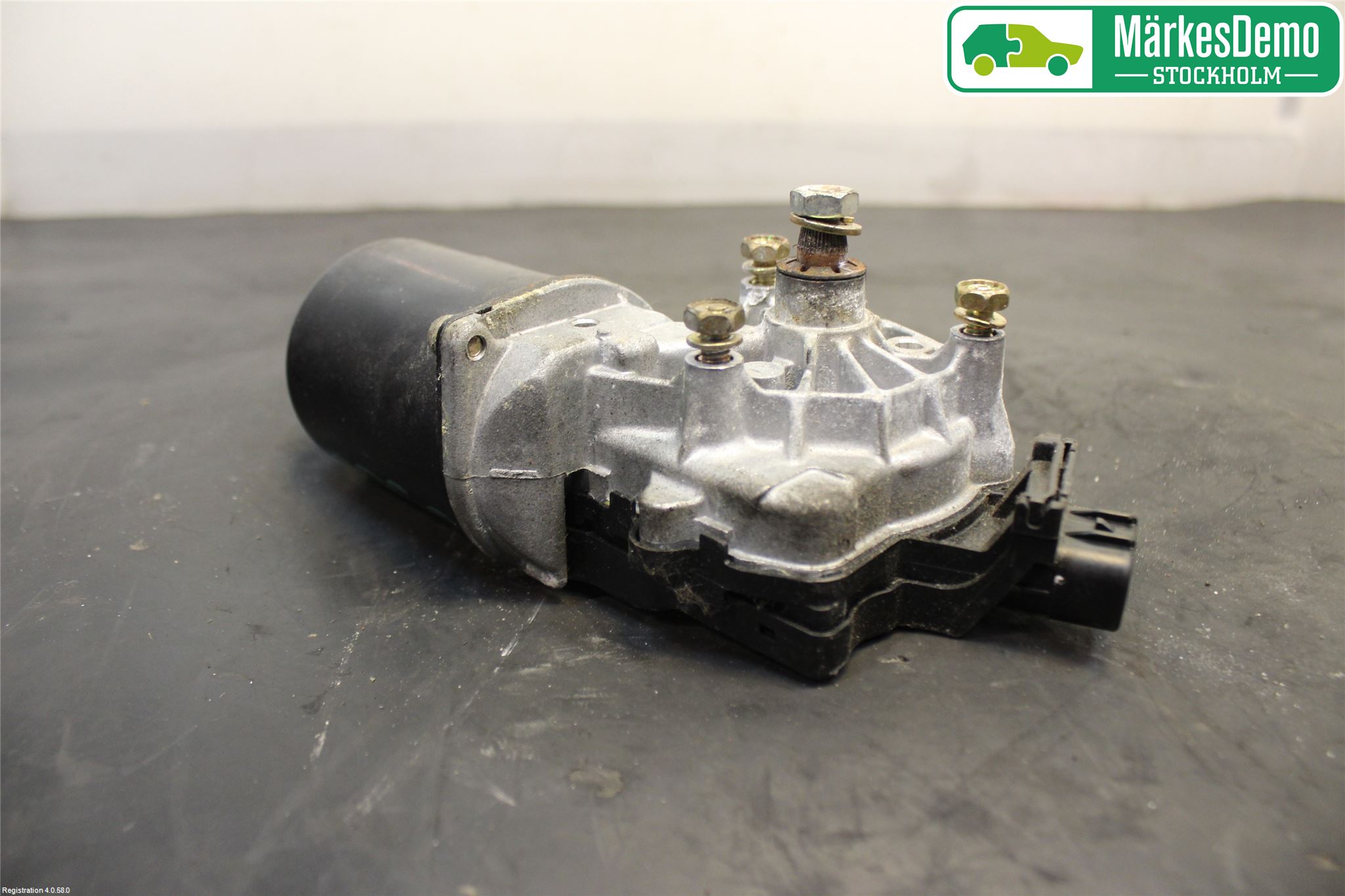 Toyota YARIS VERSO P1 00-05 Torkarmotor Vindruta