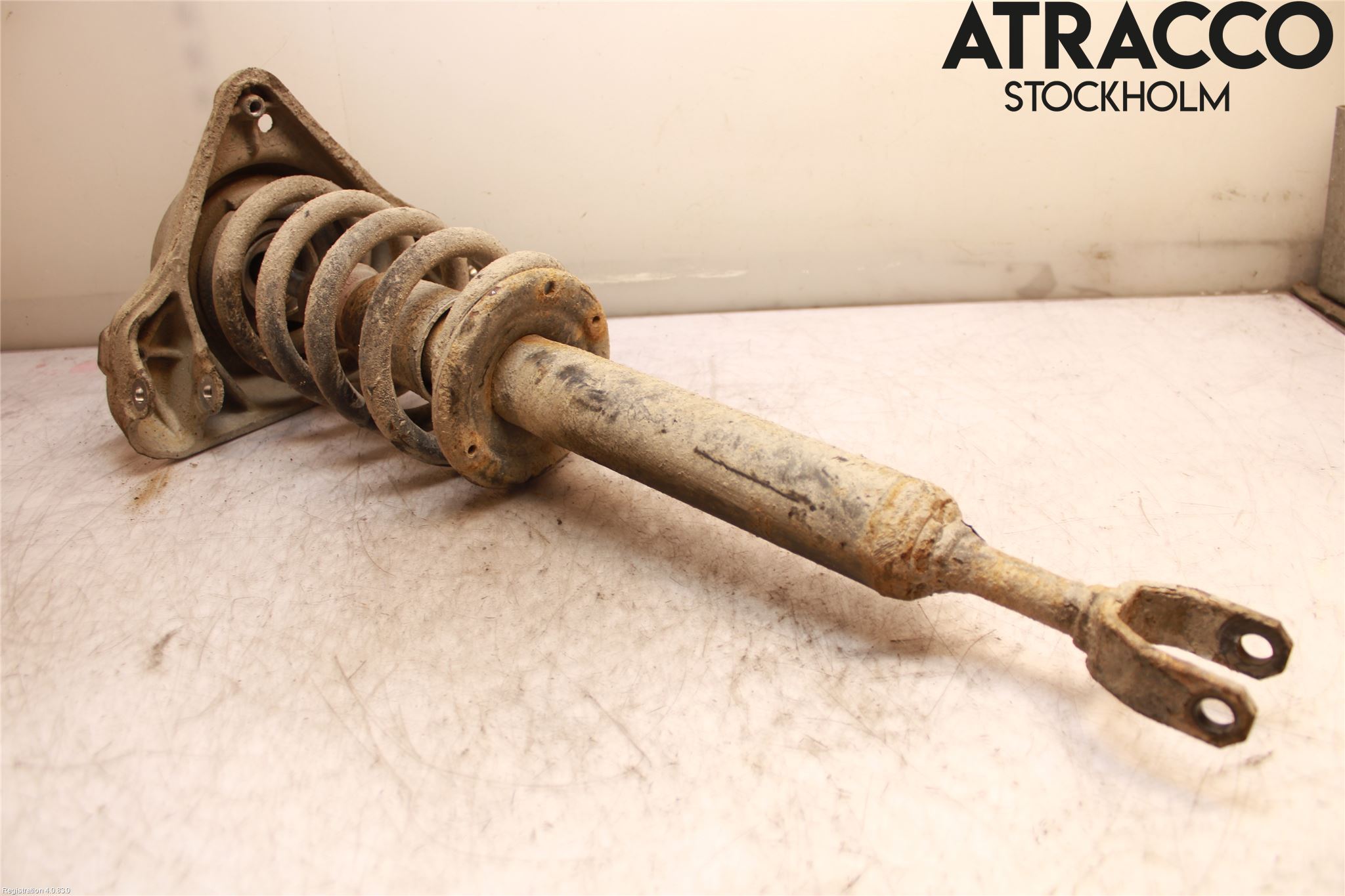 Audi A6/S6     05-11 Fjäderben Fram Vänster