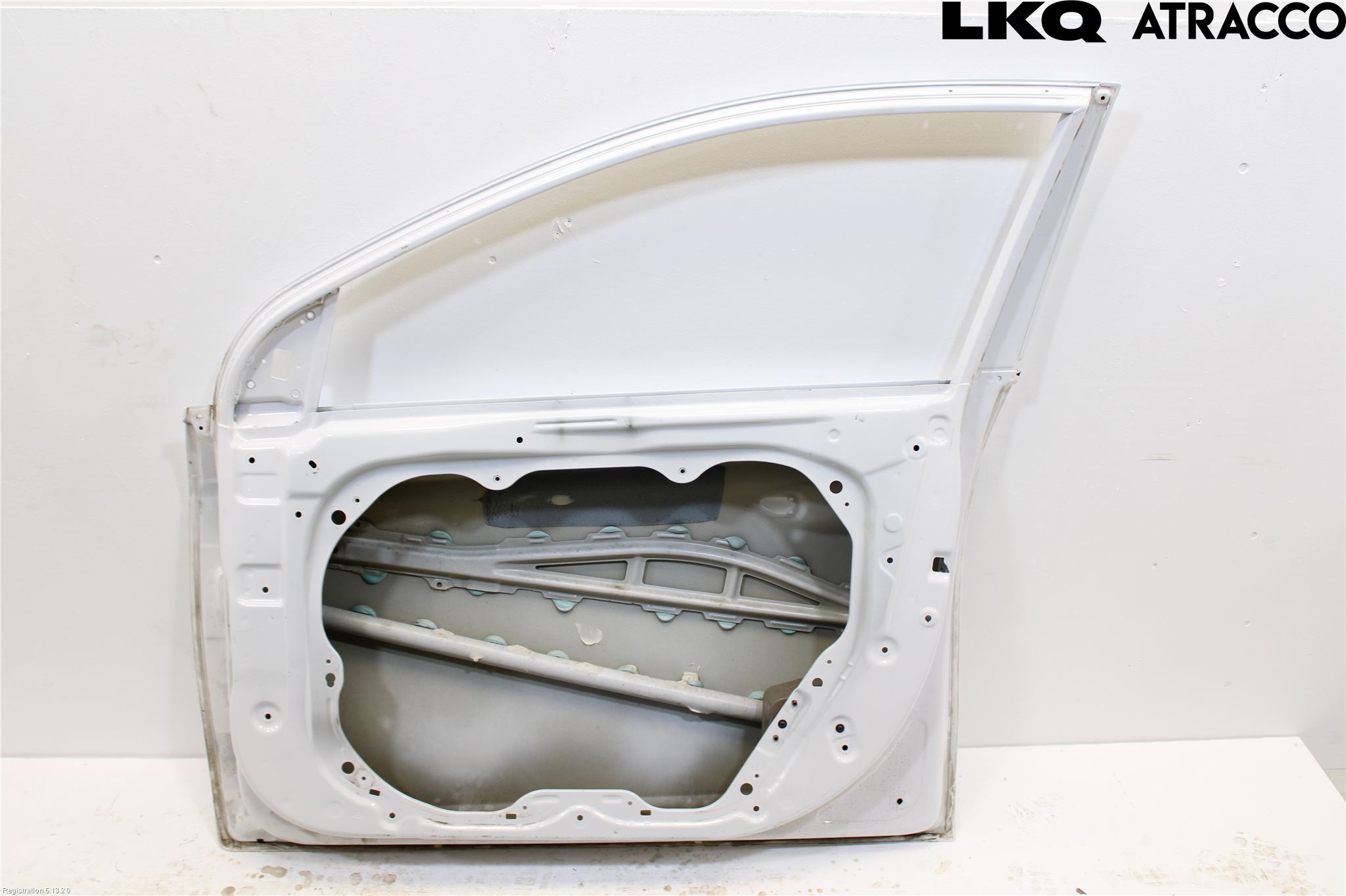 Hyundai IONIQ AE 17-22 Dörr Fram Höger