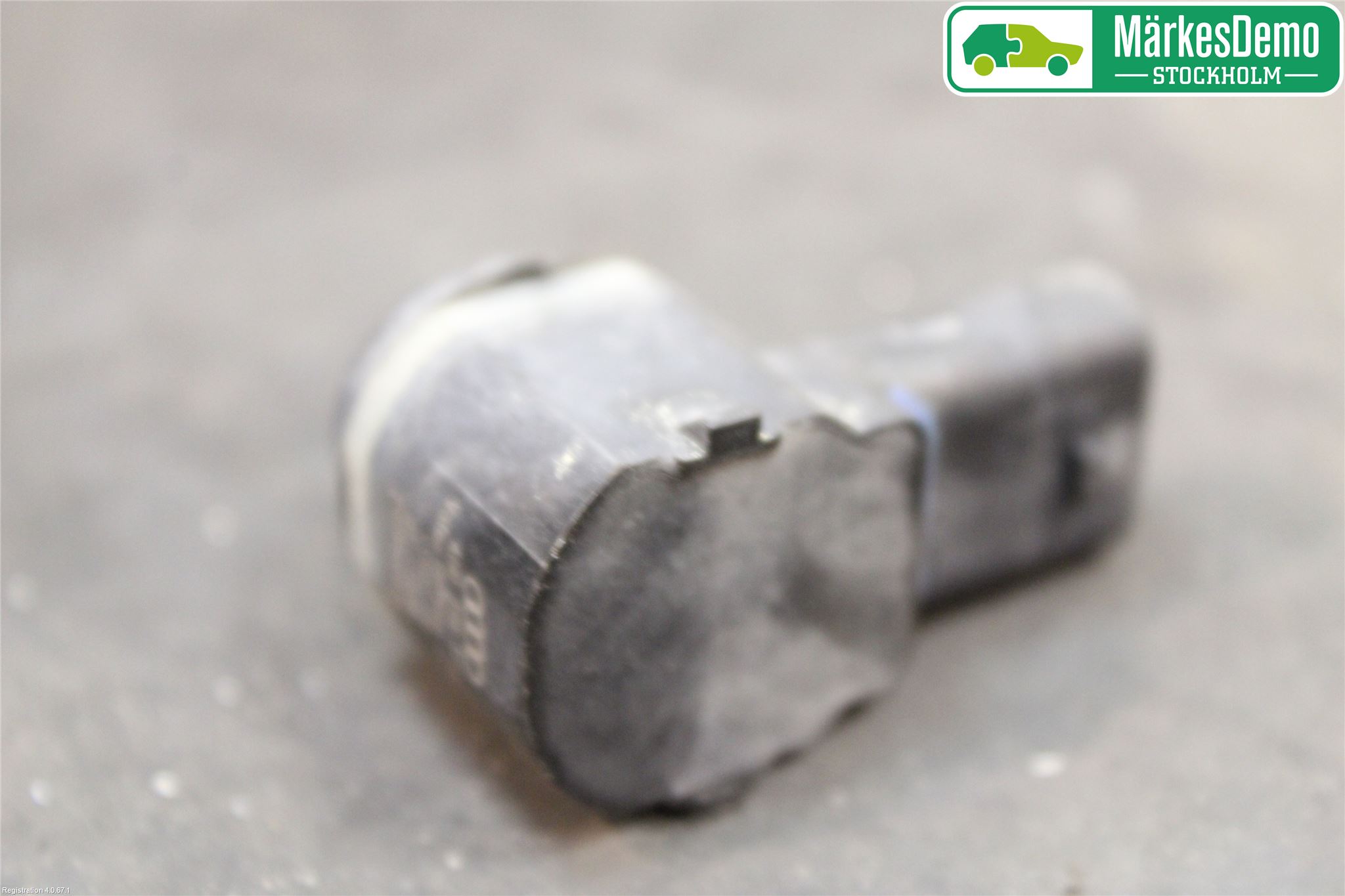 Skoda SUPERB 09-15 Parkeringshjälp Frontsensor