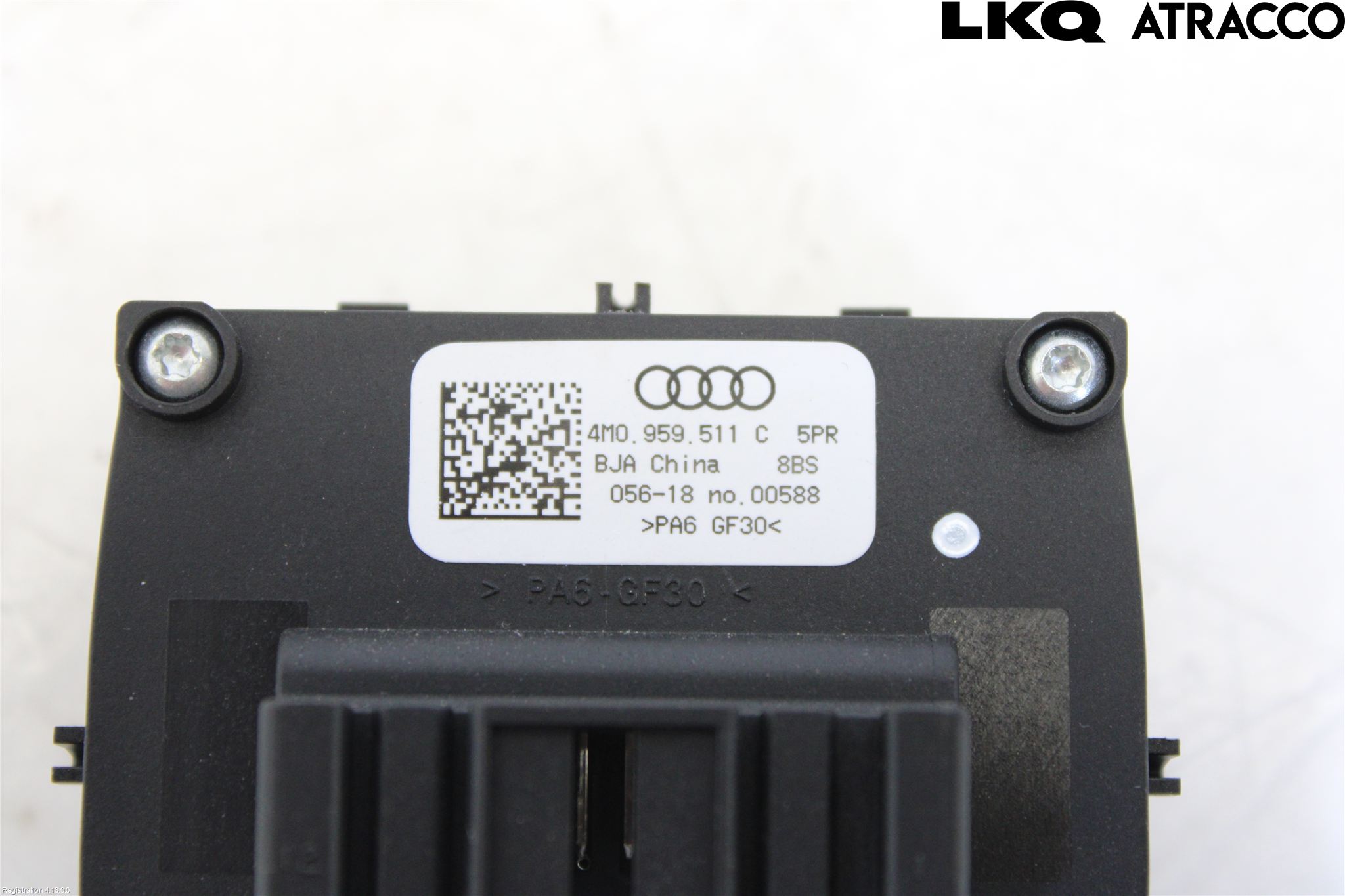 Audi Q7/SQ7 Strömställare Dragkrok