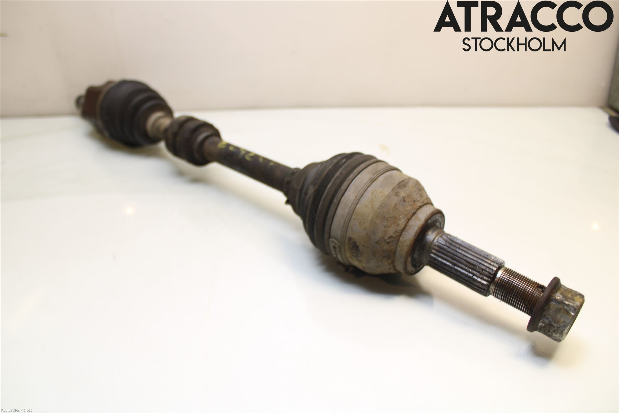 Nissan JUKE 10-14 Drivaxel Fram Vänster