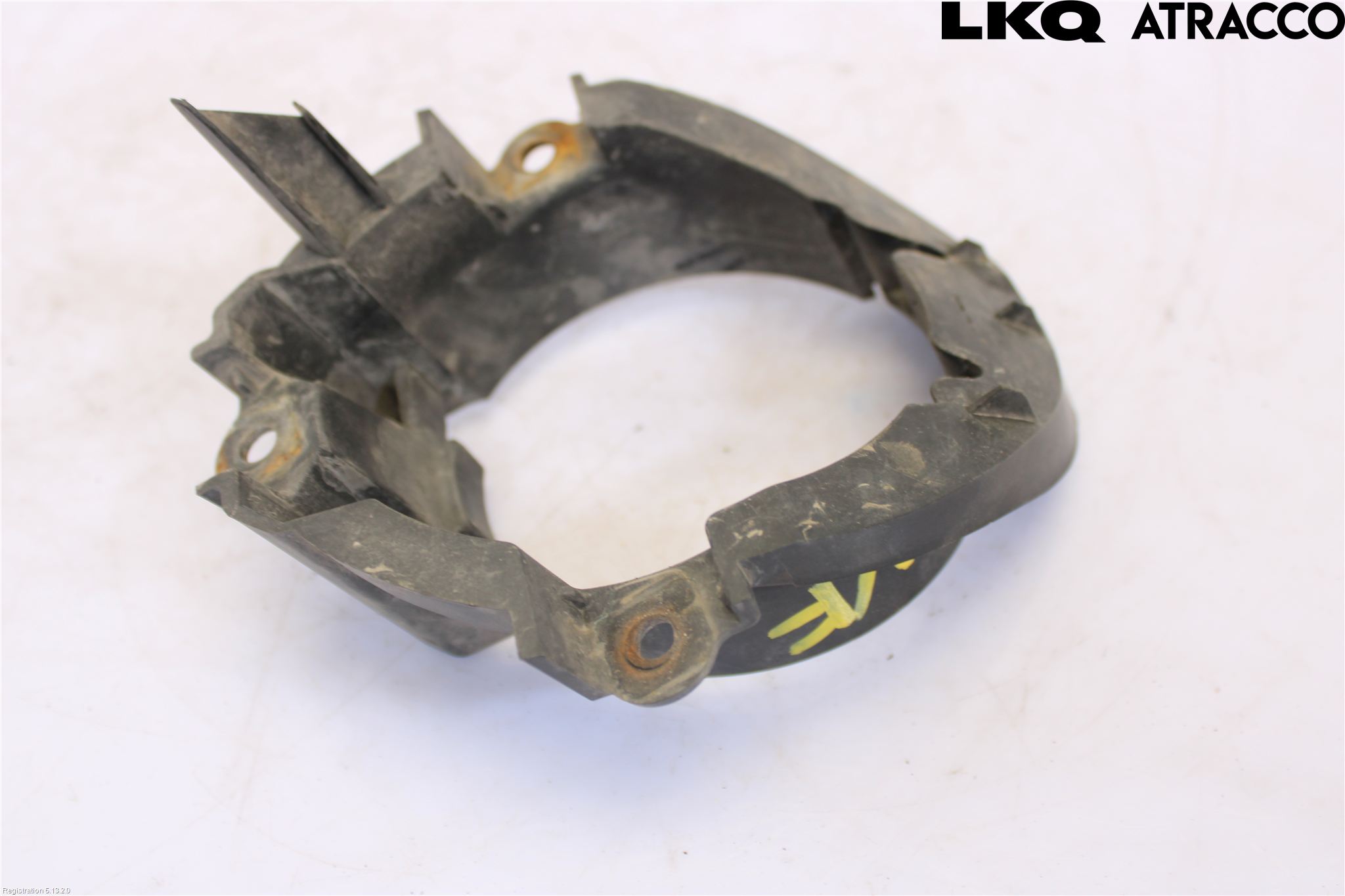 Toyota AVENSIS 09-15 Dimljussarg Fram