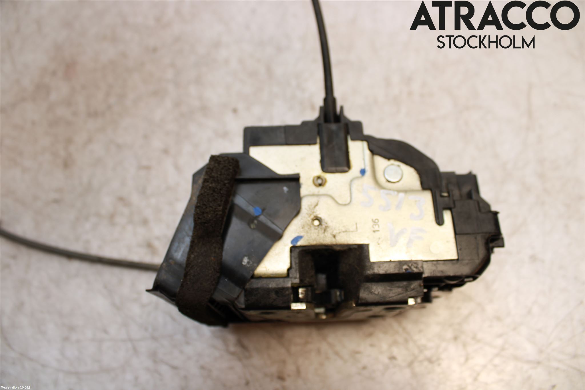 Nissan JUKE 14-19 Låskista-Dörrlås