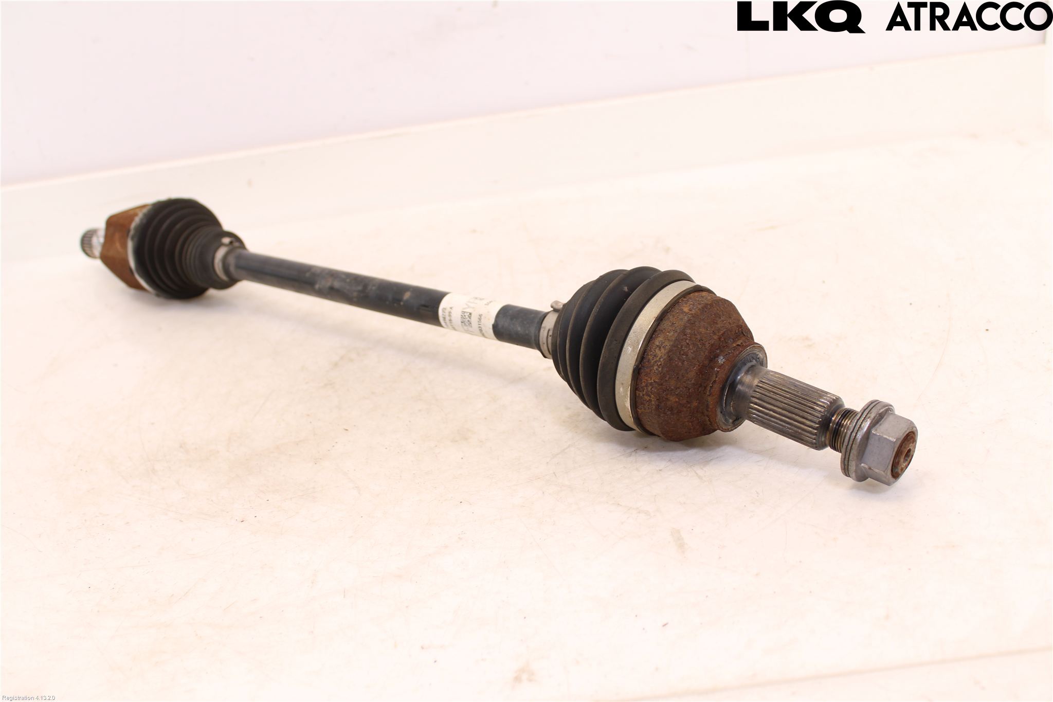 Tesla MODEL Y 21- Drivaxel Fram Höger