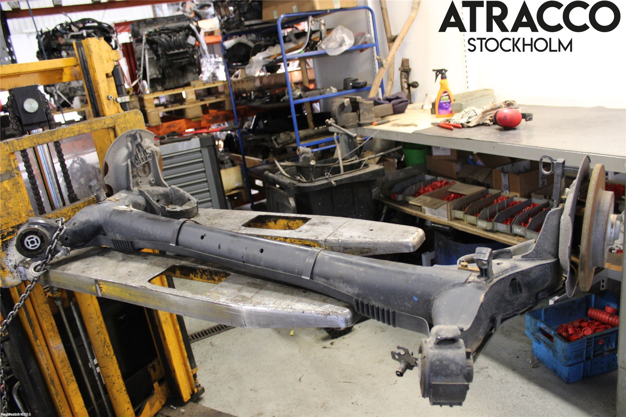 Peugeot PARTNER 08-15 Bakaxel